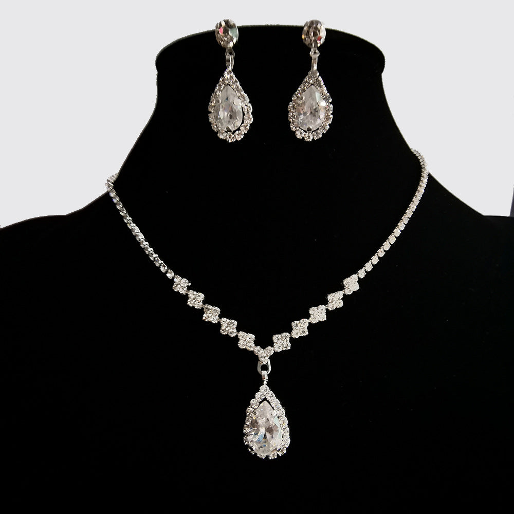 Fashion Wedding Bright Full Diamond Water Drop Rings