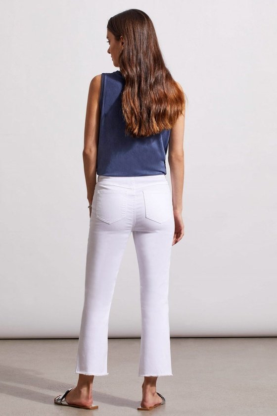AUDREY PULL-ON STRAIGHT CROP JEANS