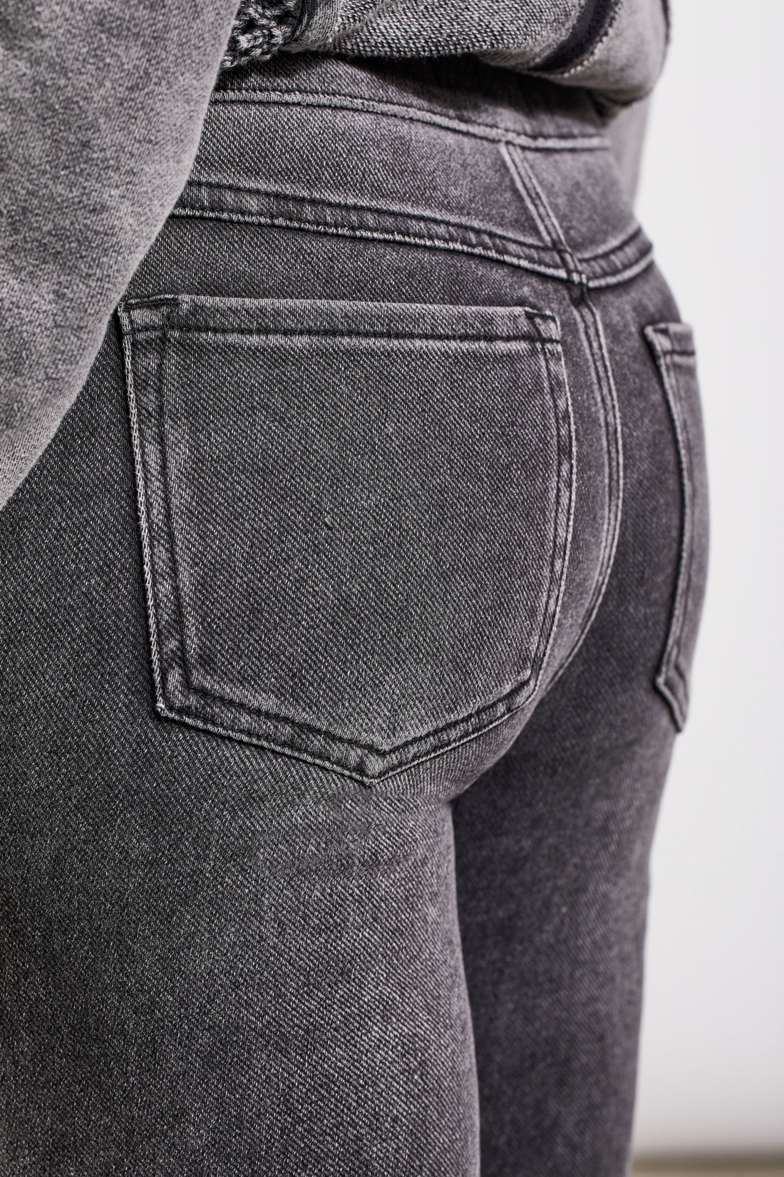 Audrey Pull-On Ankle Faded Black