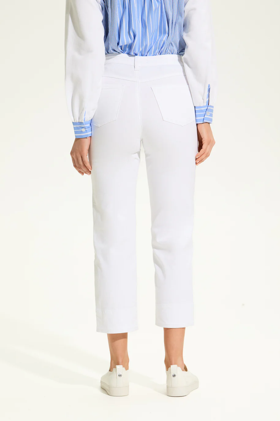Suzanne Straight Crop Denim
