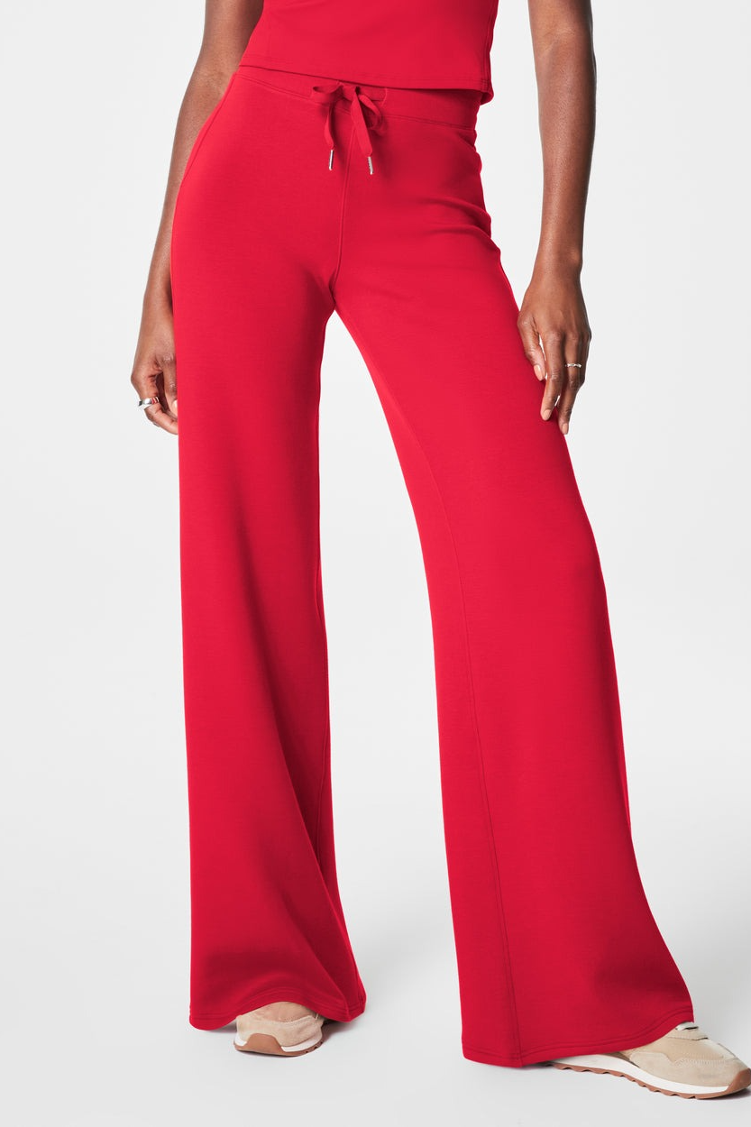 Air Essentials Wide Leg Pant