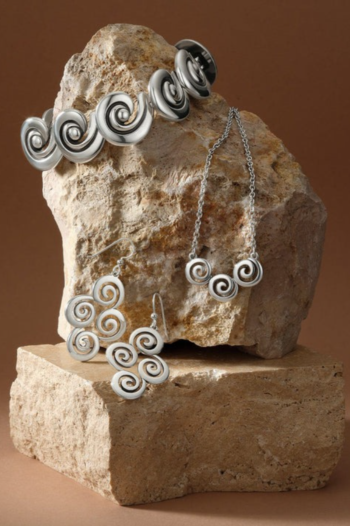 Vertigo Spiral Trio Necklace