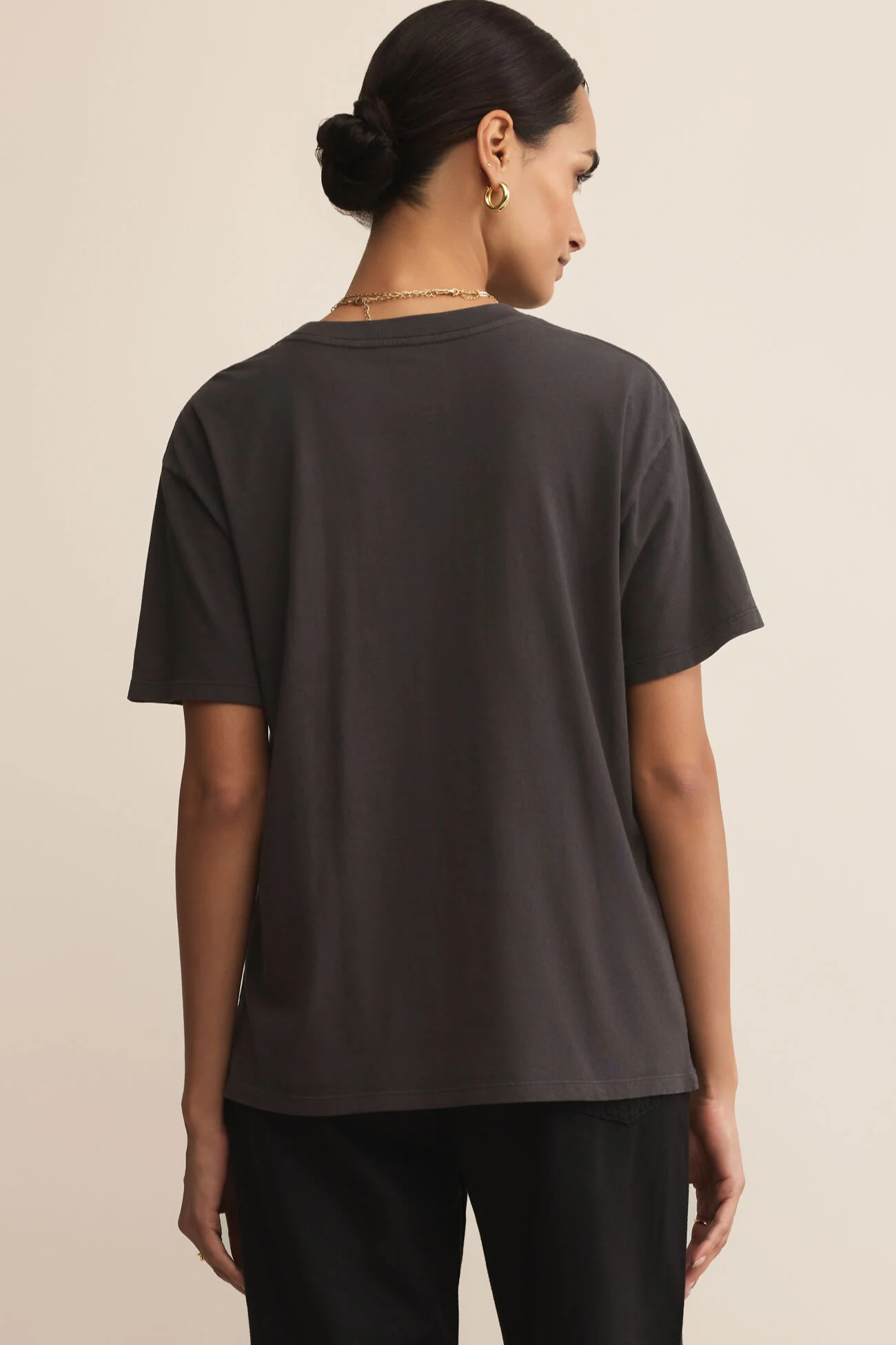 Mistletoe Boyfriend Tee