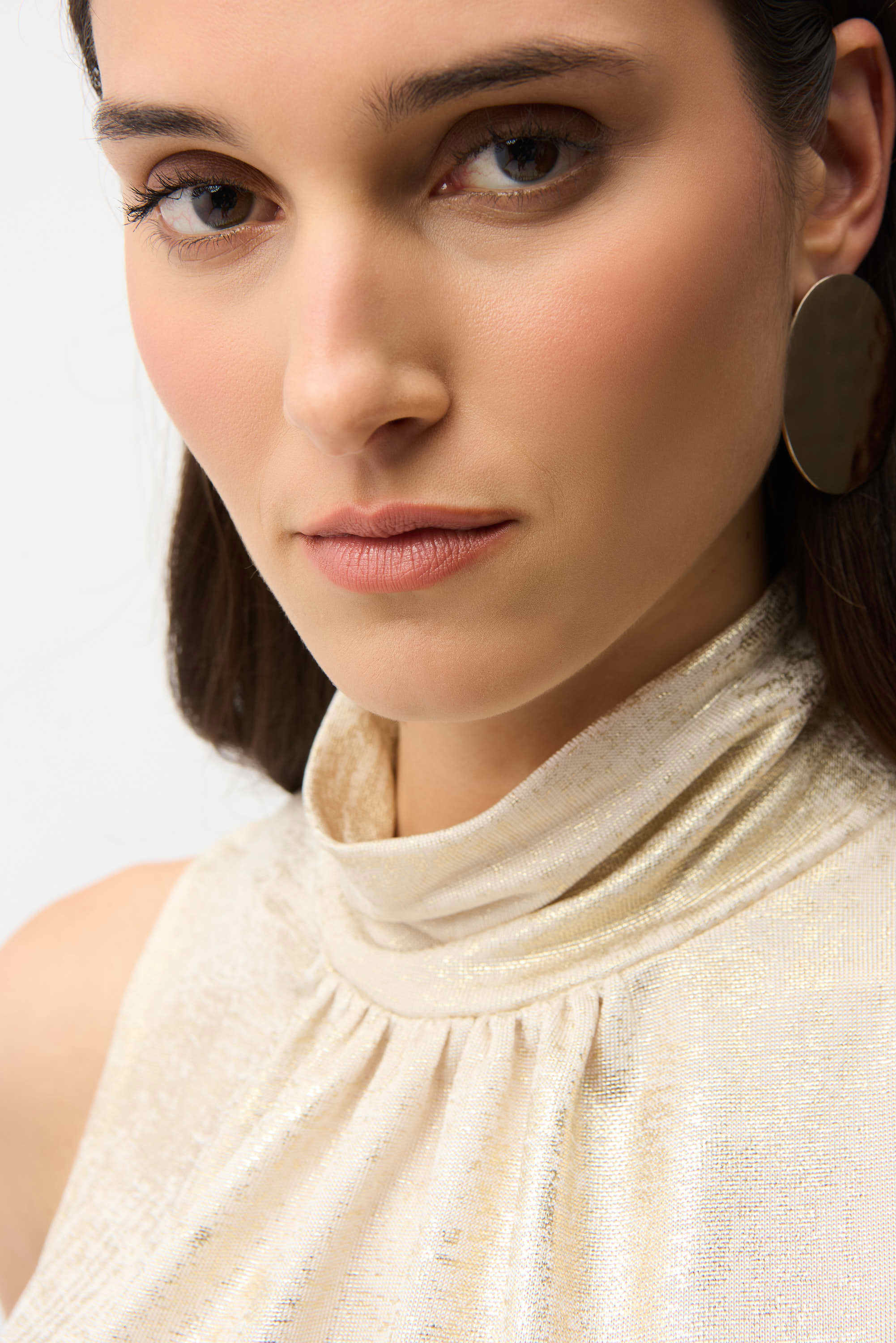 Foiled Knit Straight Sleeveless Top