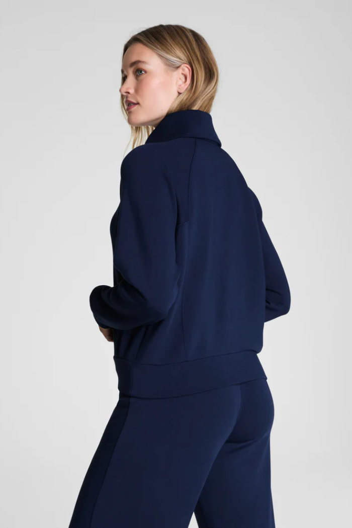 AirEssentials Half Zip