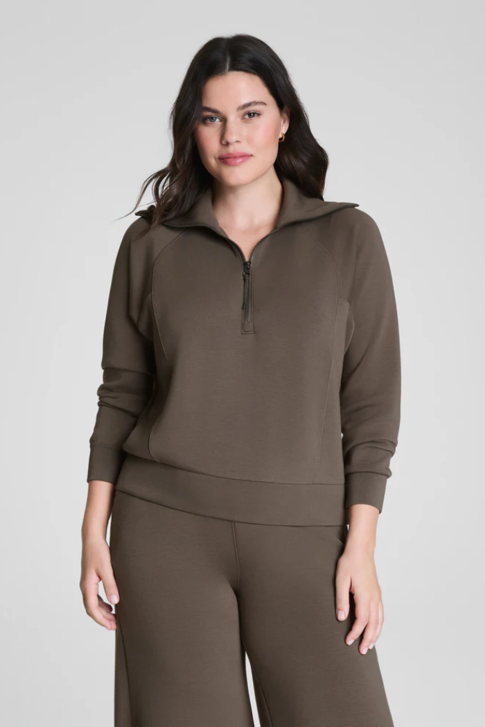 AirEssentials Half Zip