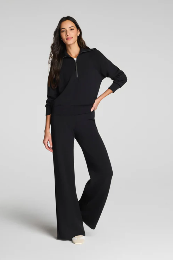 AirEssentials Half Zip - Very Black