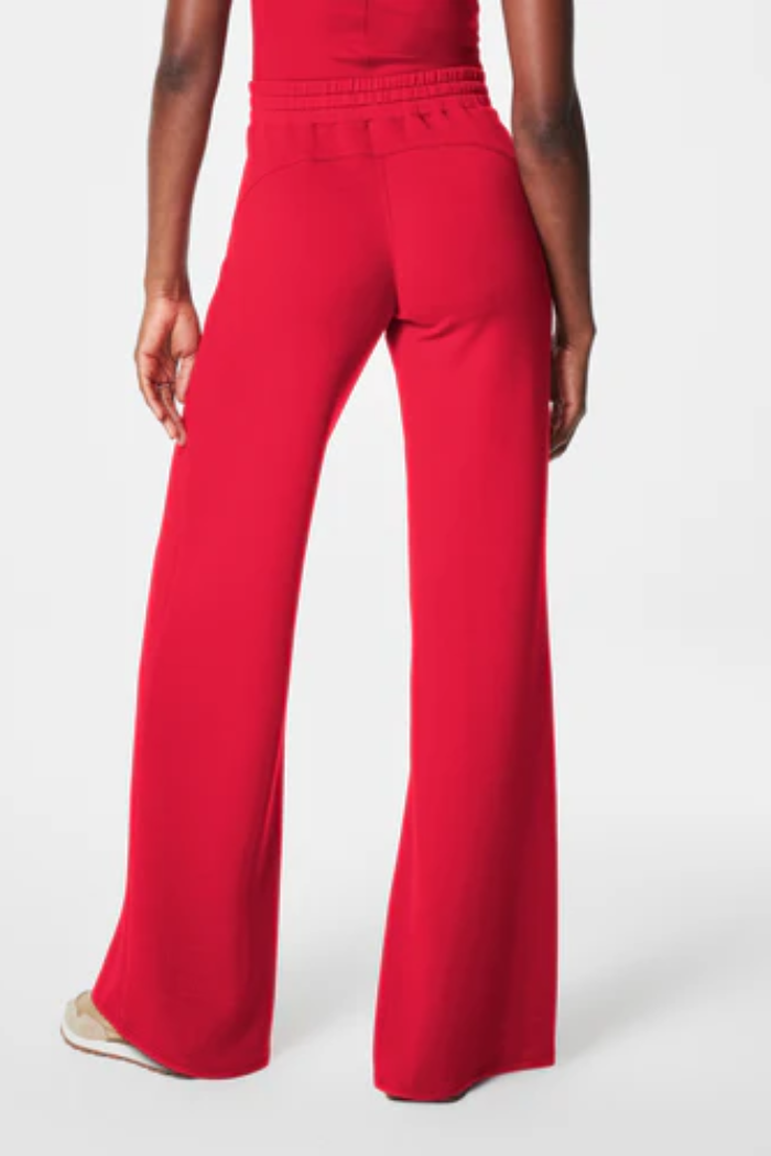 AirEssentials Wide Leg Pant