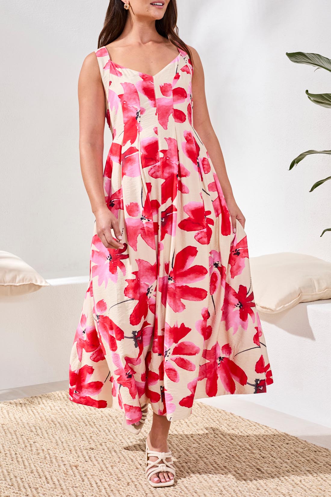Sleeveless Dress with Lining