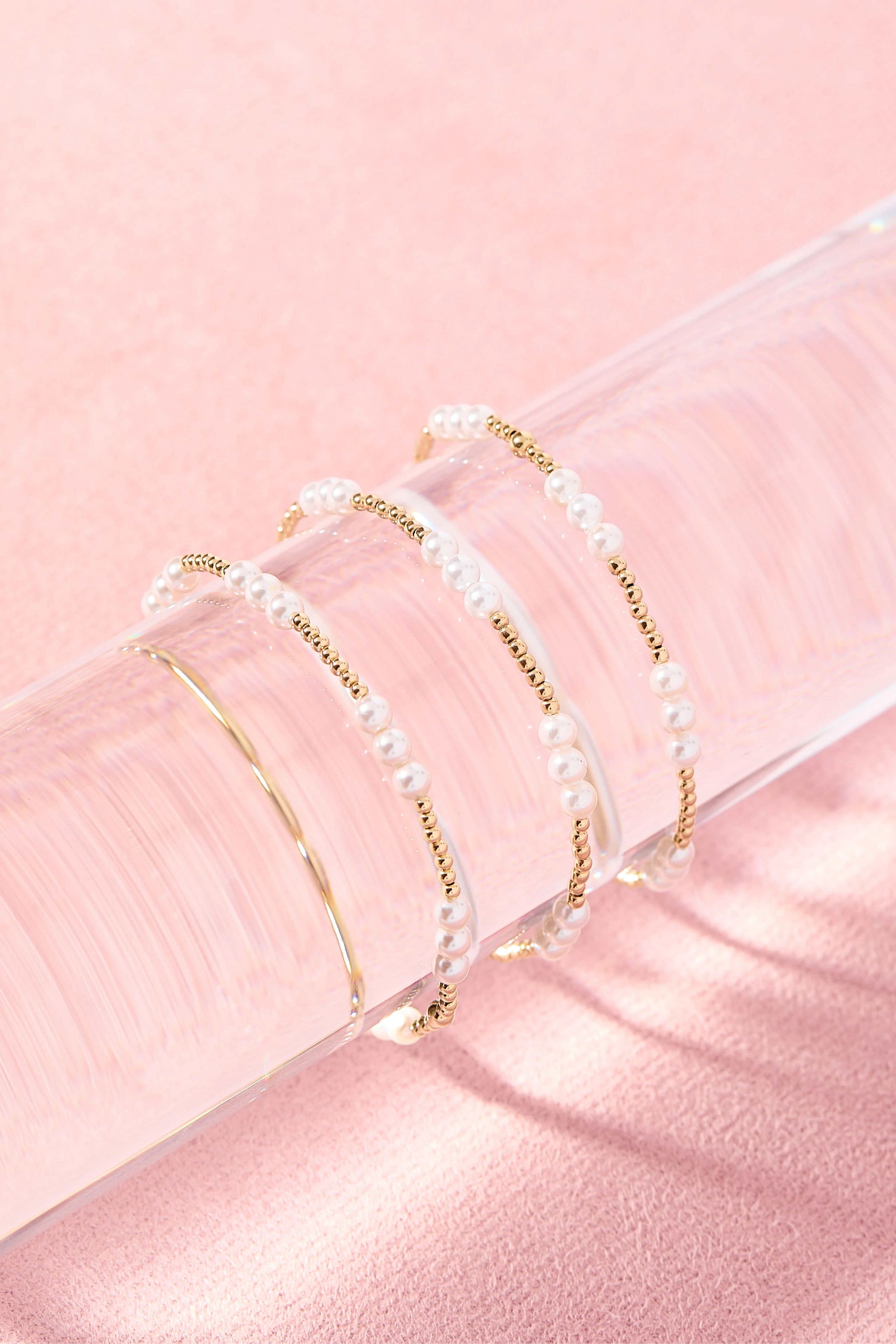 ILY Pearl Bracelet in Gold