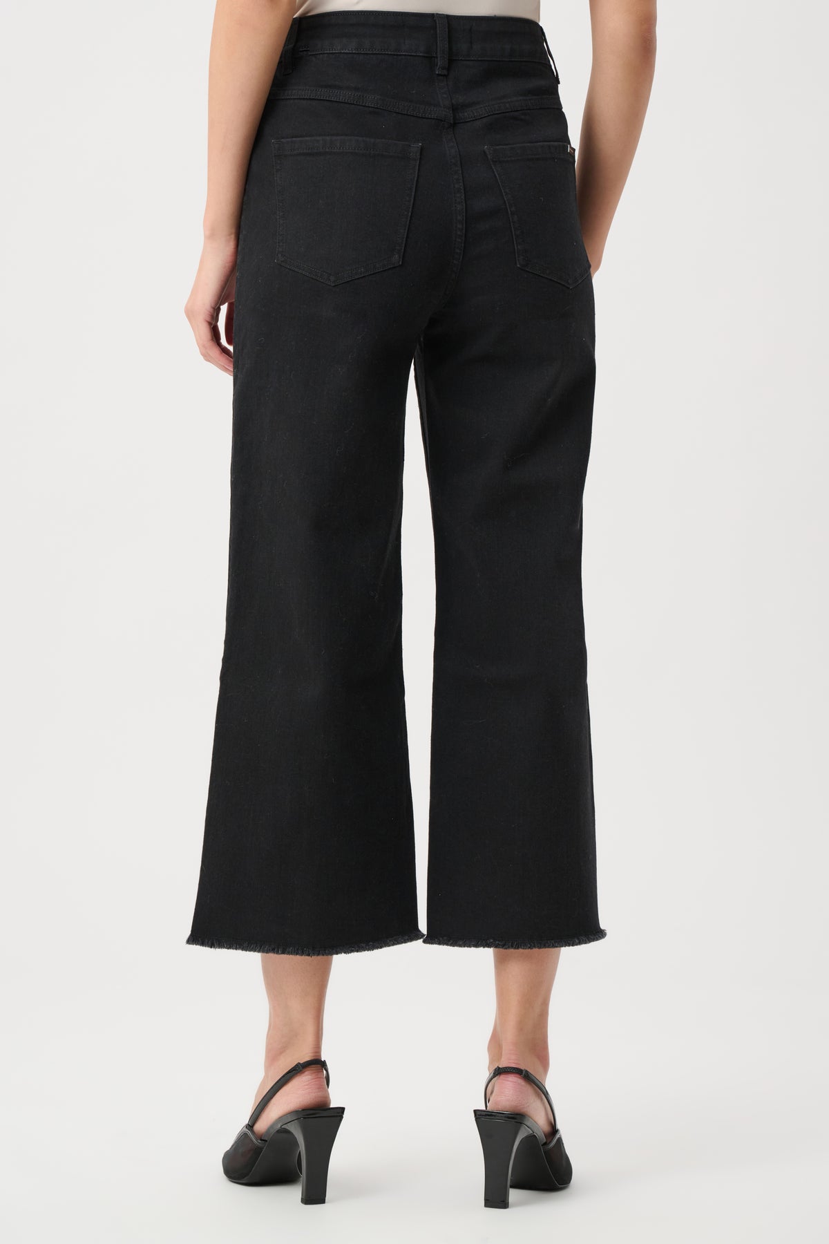Culotte Jeans With Embellished Front Seam Style