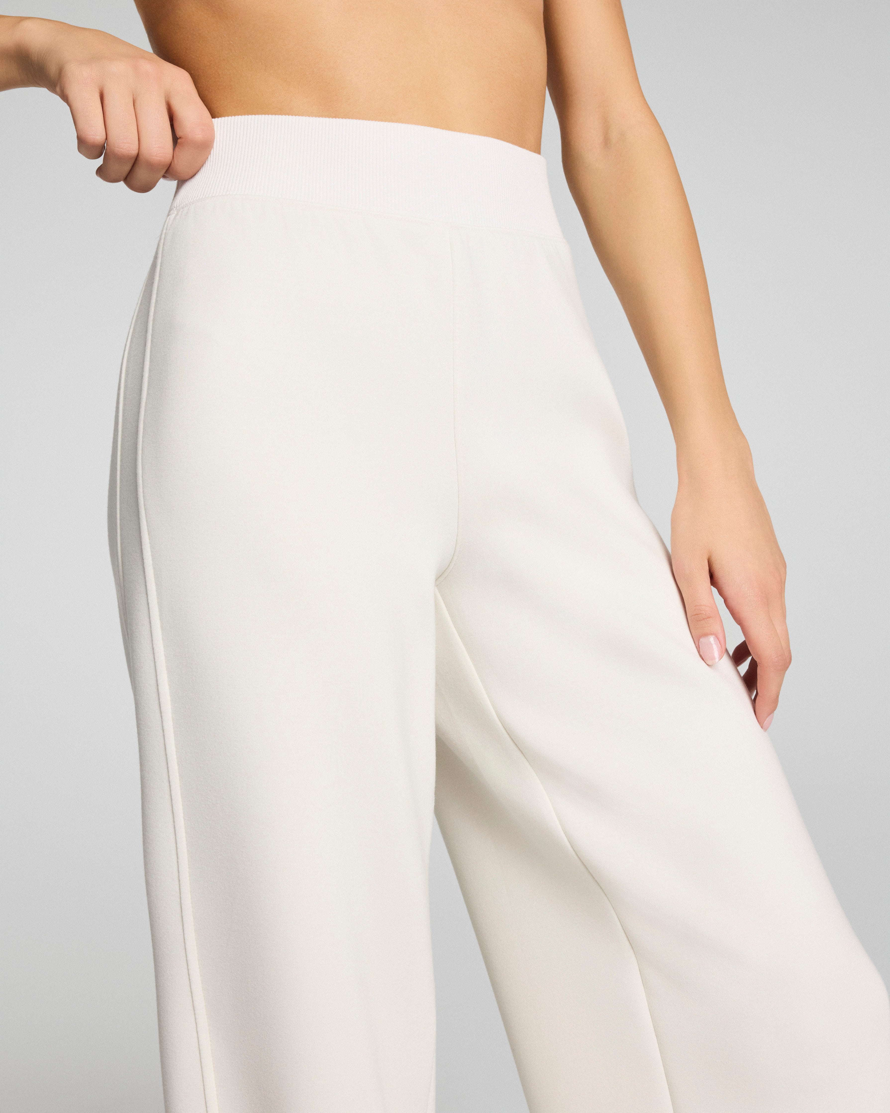 SPANX AirEssentials® Luxe Barrel Leg Pant | Ivory