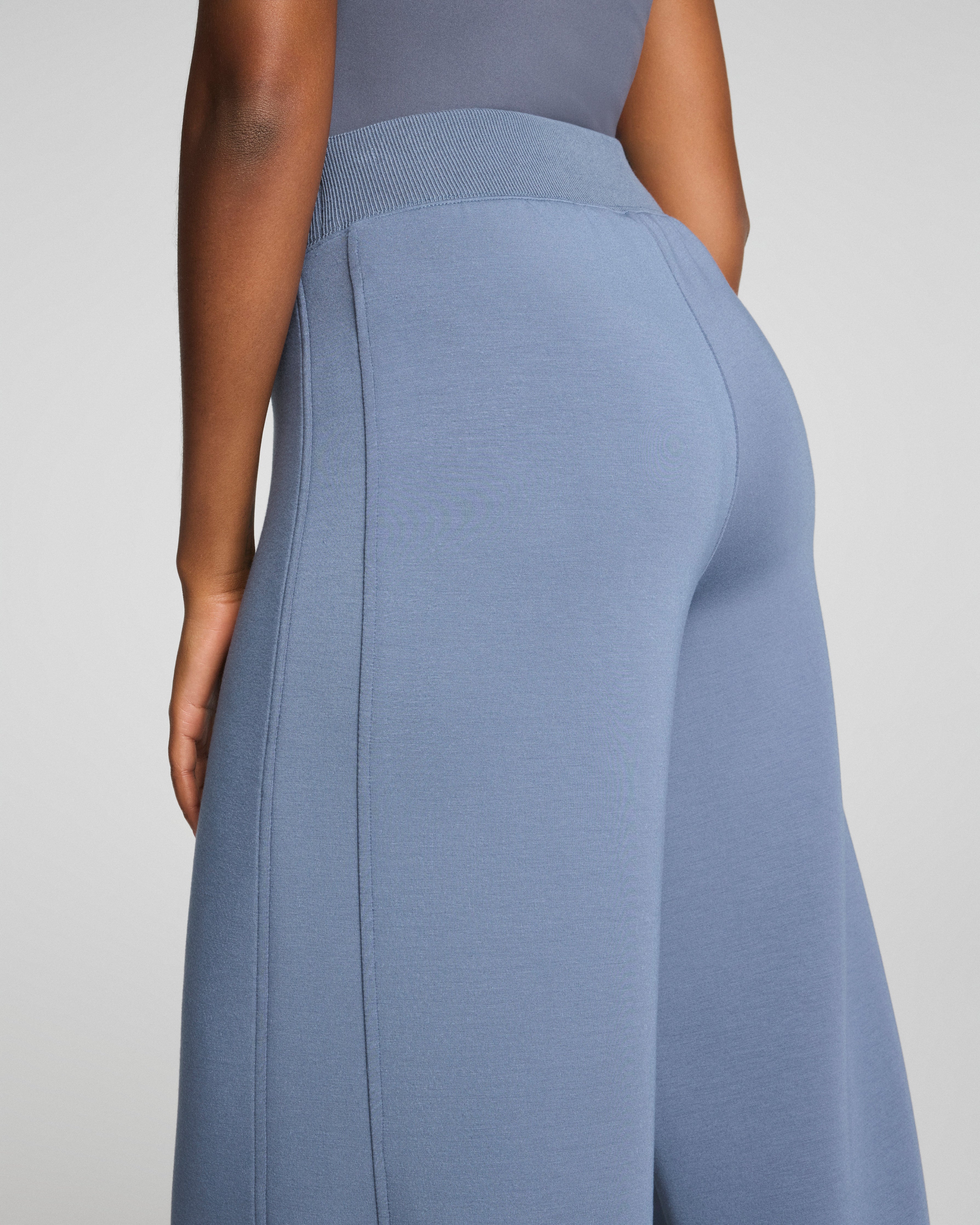 SPANX AirEssentials® Luxe Barrel Leg Pant | Rain