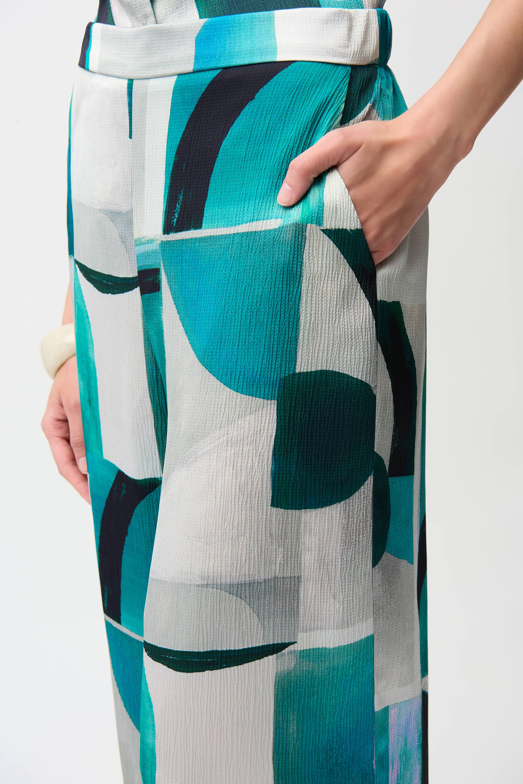 Joseph Ribkoff Satin Geometric Print Wide Leg Pull-On Pants Style 261042