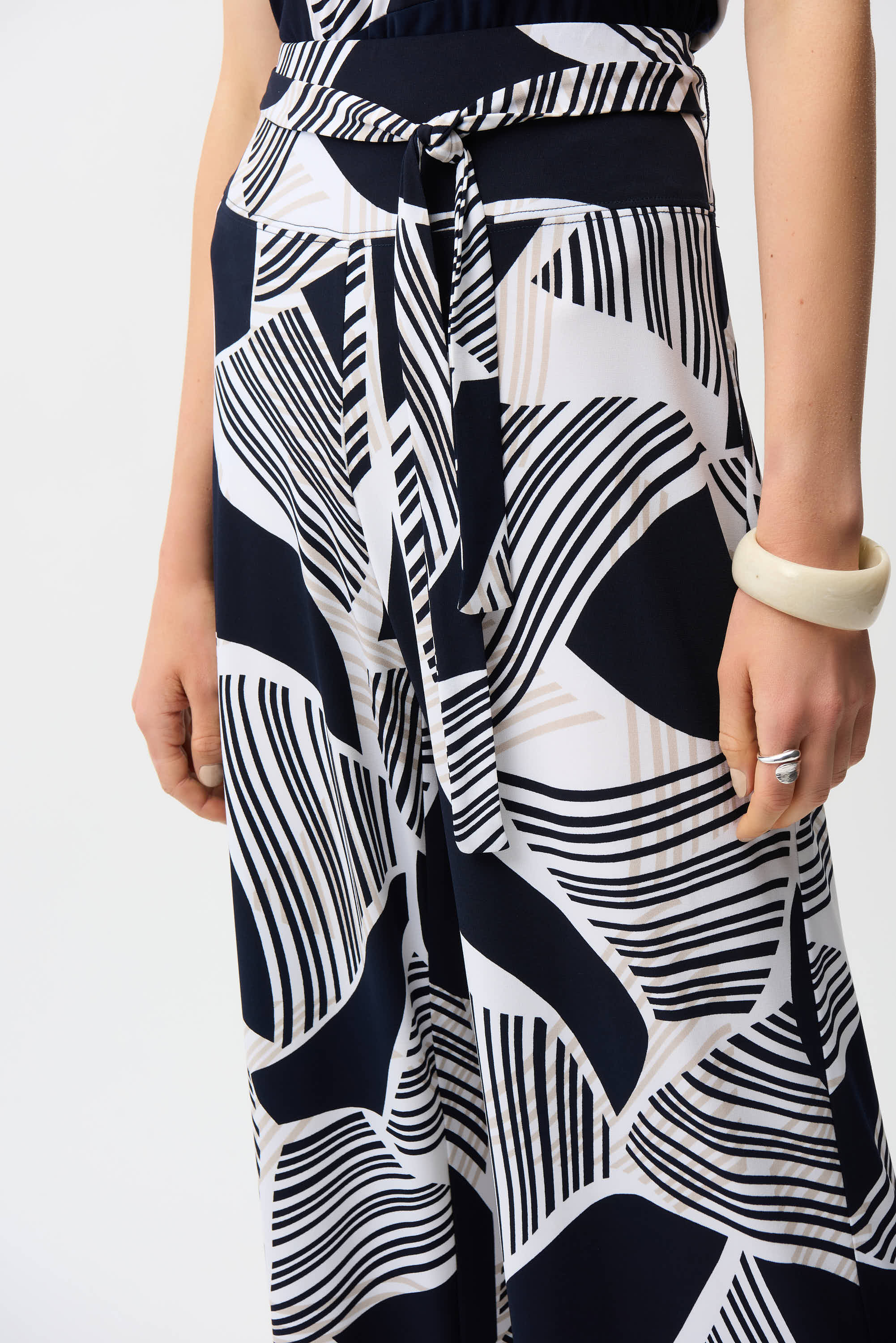 Joseph Ribkoff High-waisted Abstract Trousers Style 261139