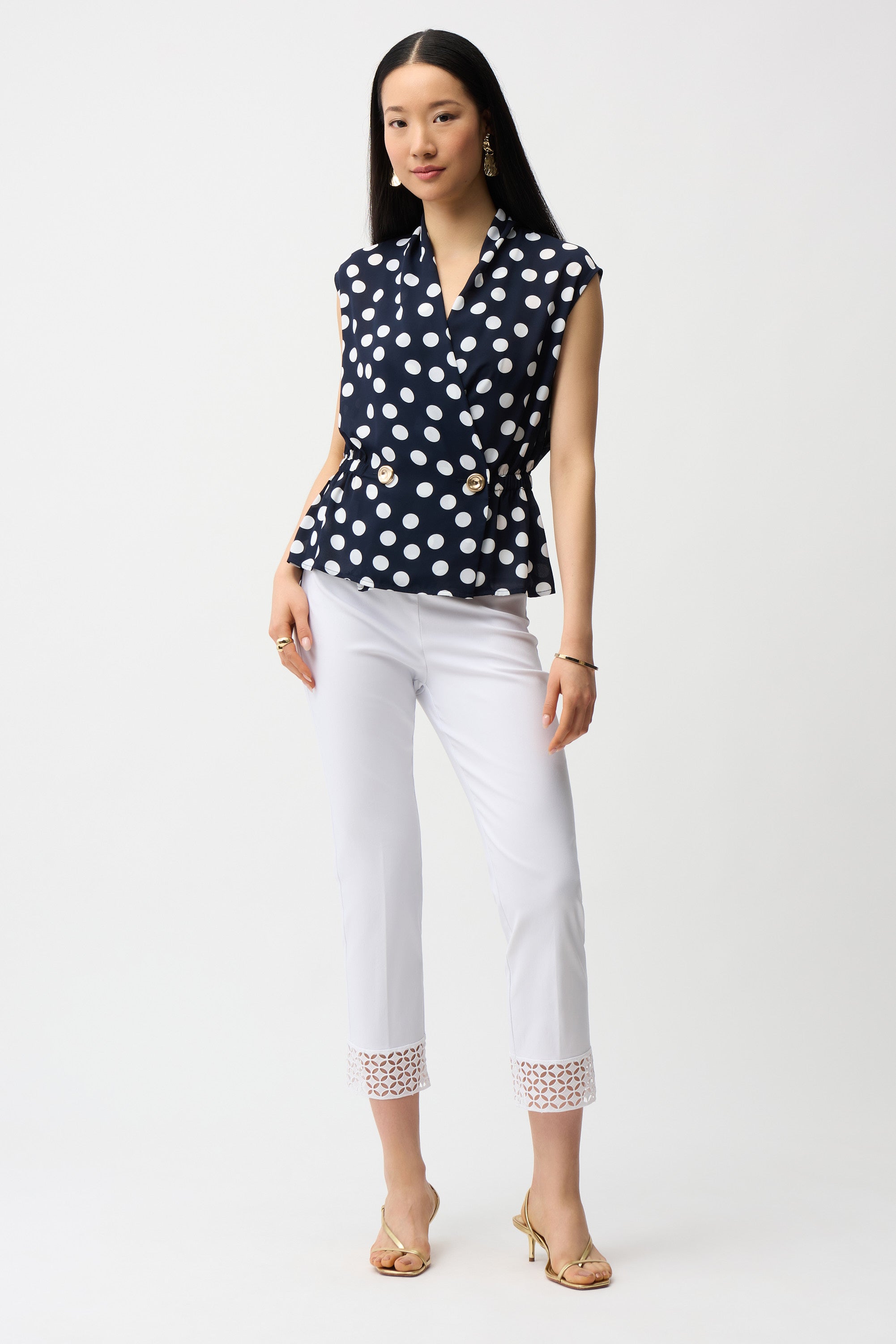 Joseph Ribkoff Pull-On Crop Pants With Guipure Detail Style 261159