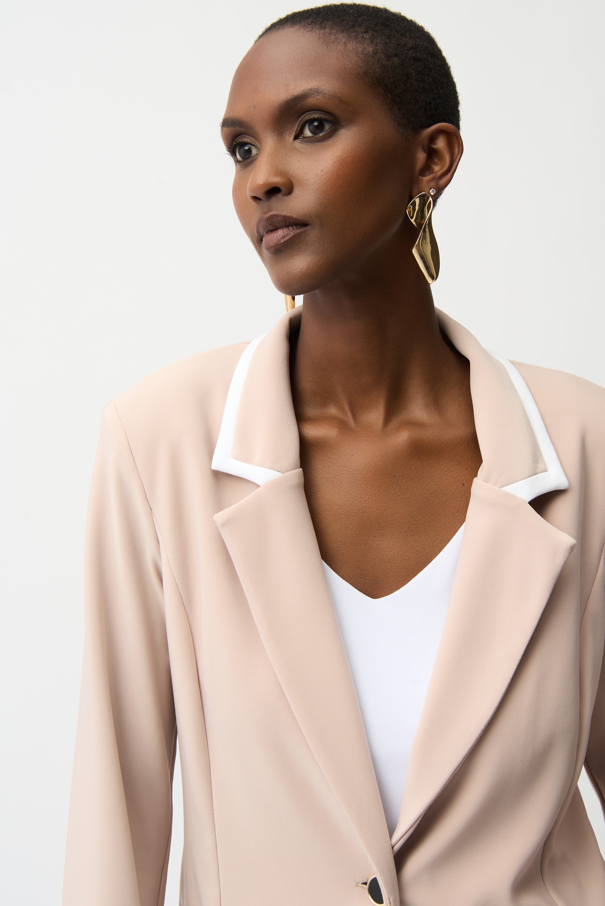 Joseph Ribkoff Fitted Blazer With Contrast Piping Style 261167