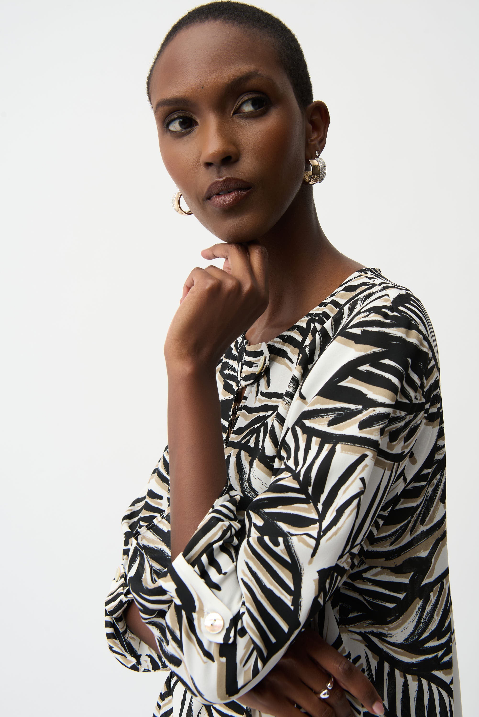 Joseph Ribkoff Georgette Tropical Print Boxy Top With Front Keyhole Style 261207