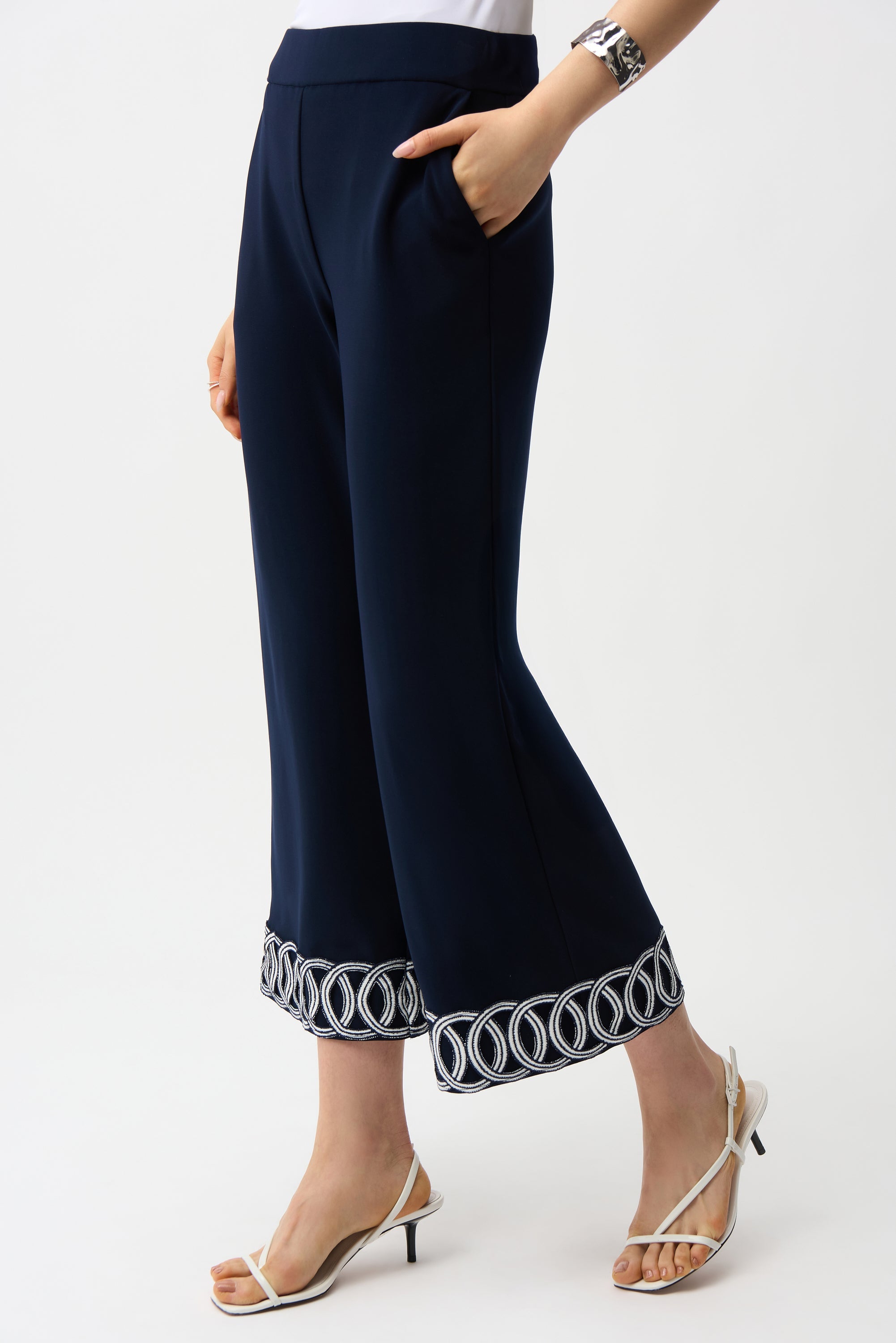 Joseph Ribkoff Pull-On Culotte Pants With Guipure Detail Style 261246