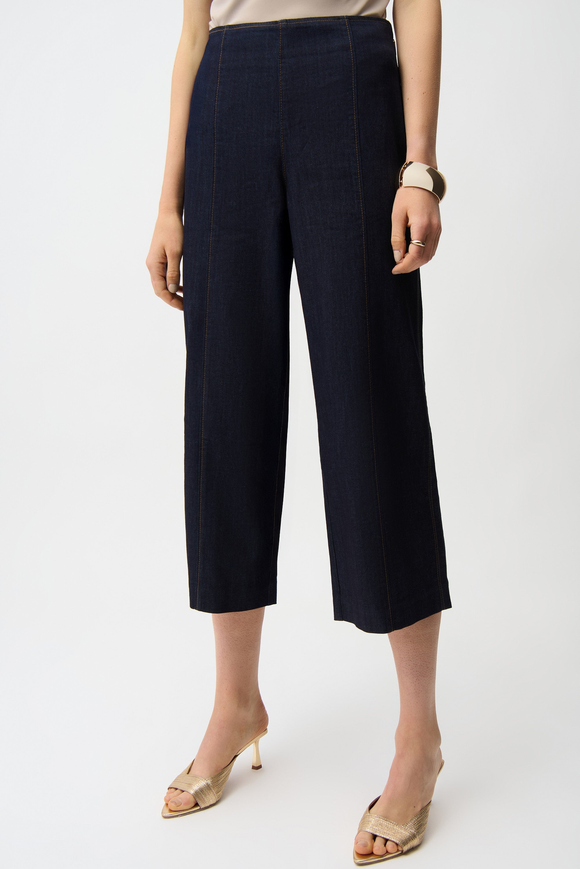 Joseph Ribkoff Culotte Jeans With Exposed Side Zipper Style 261955