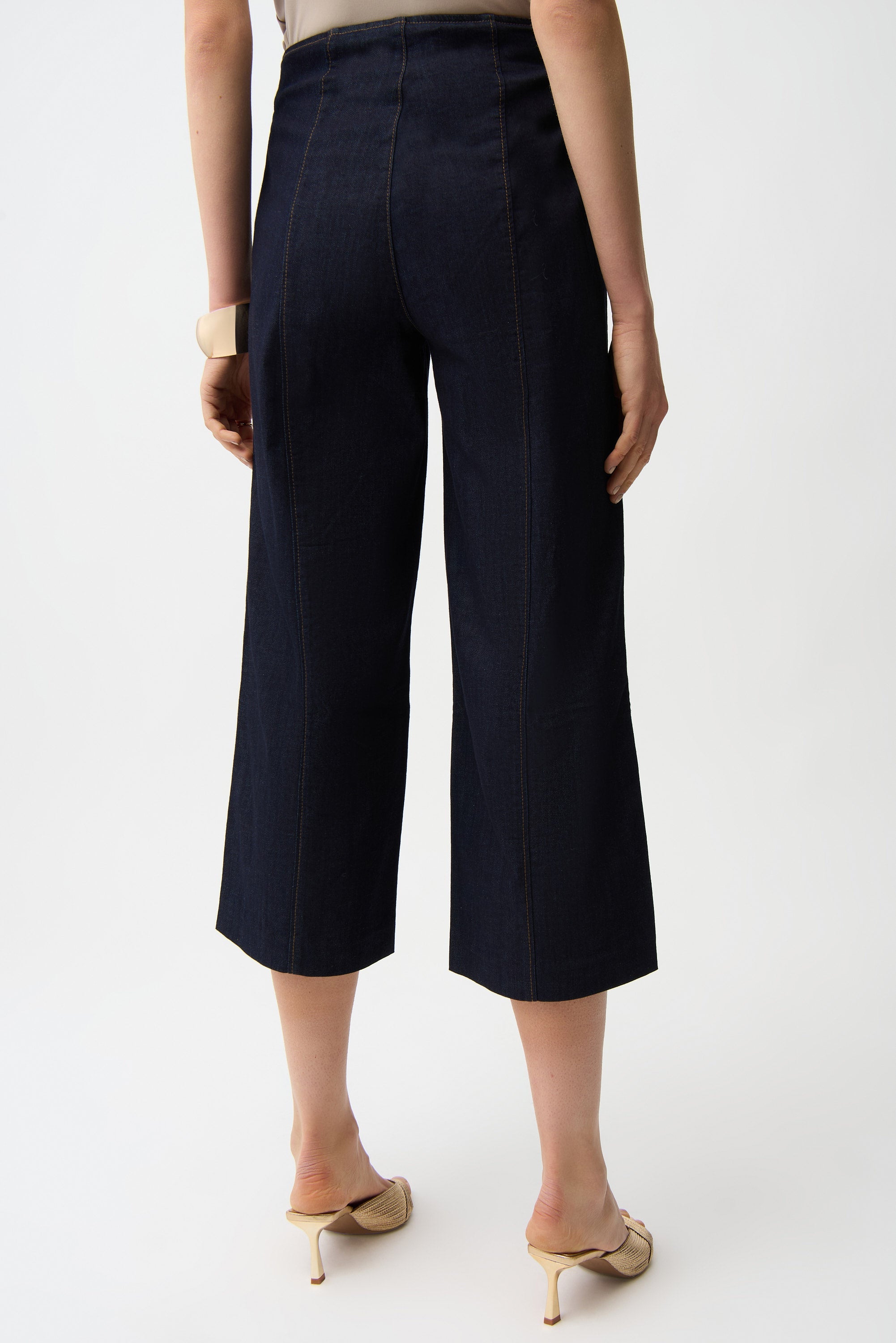 Joseph Ribkoff Culotte Jeans With Exposed Side Zipper Style 261955