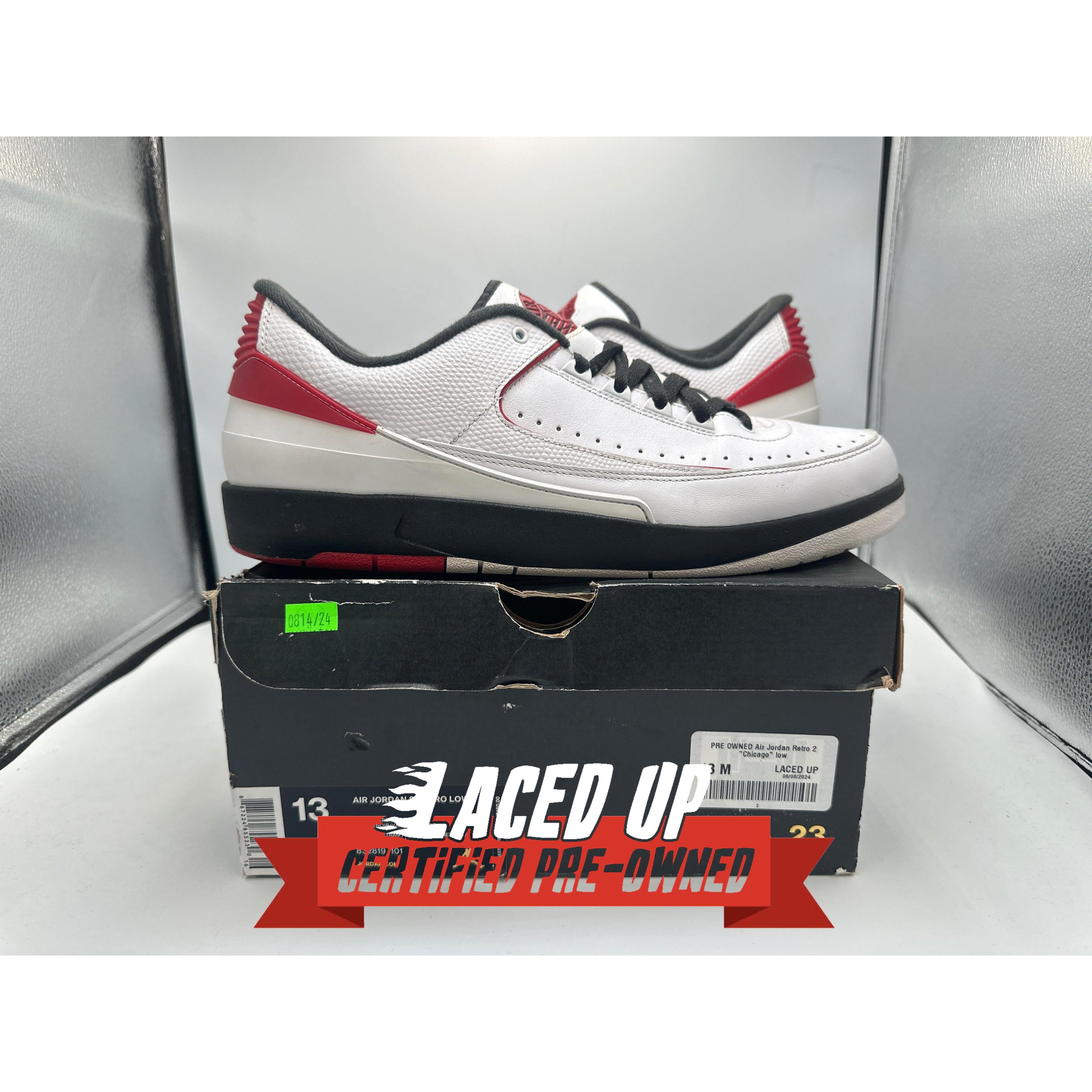 PRE OWNED Air Jordan Retro 2 "Chicago" low