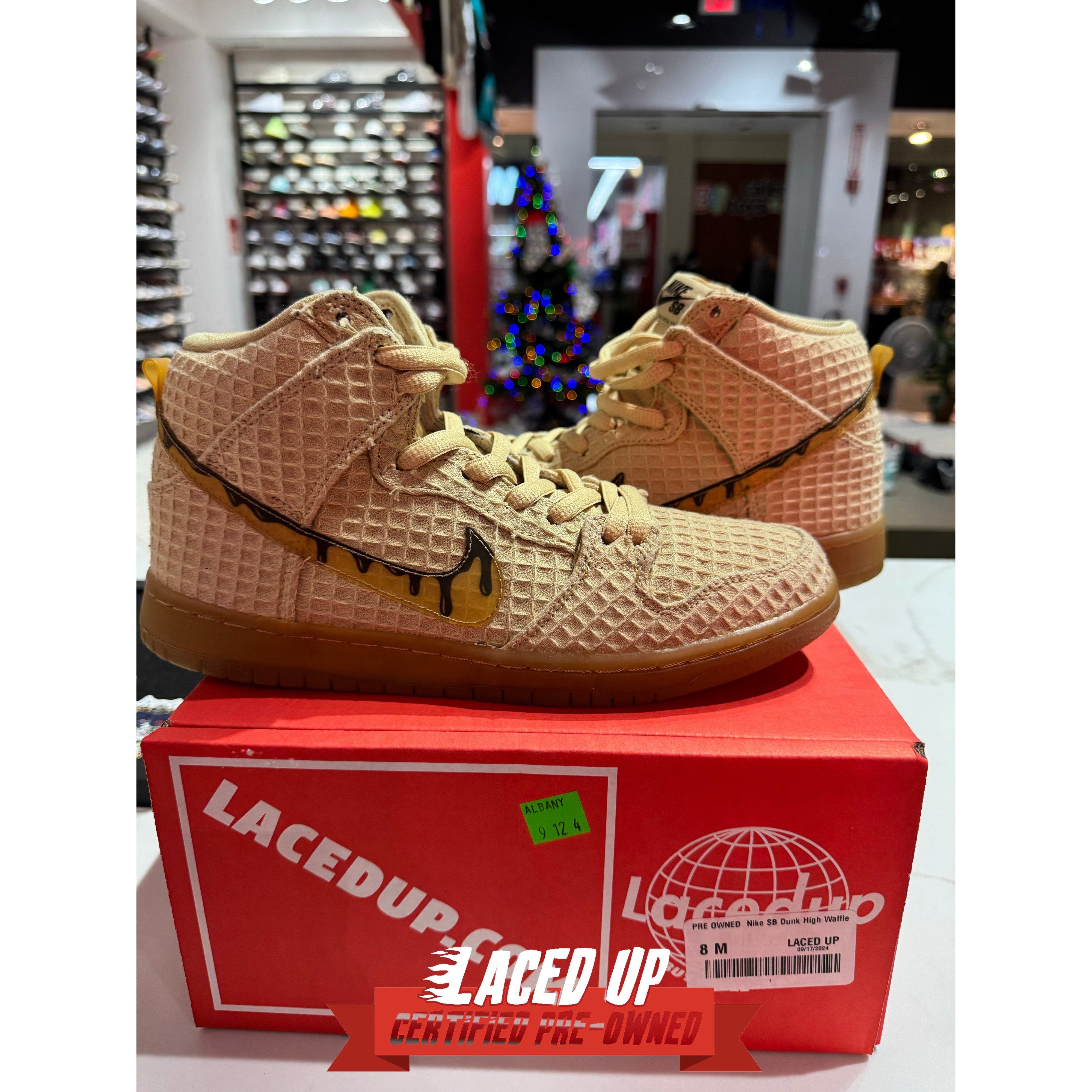 PRE OWNED Nike SB Dunk High Waffle