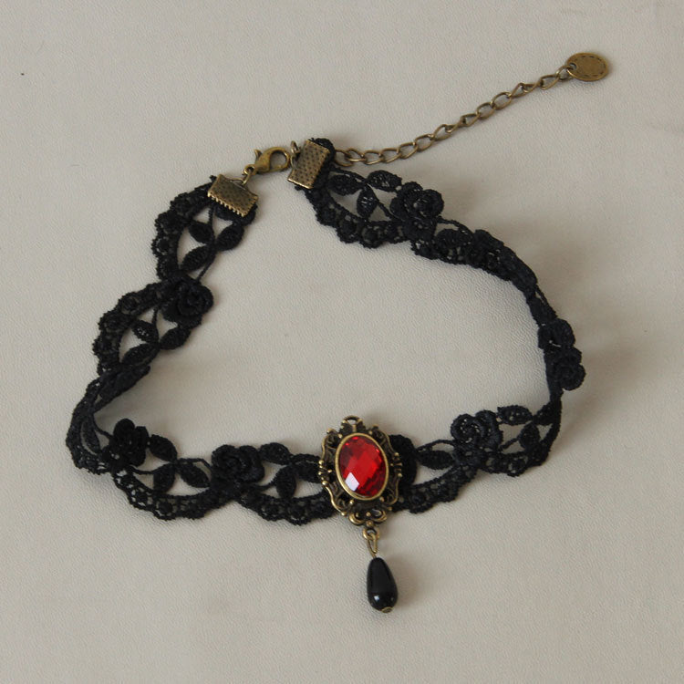 Summer Fashion Lace Clavicle Chain Fake Necklace