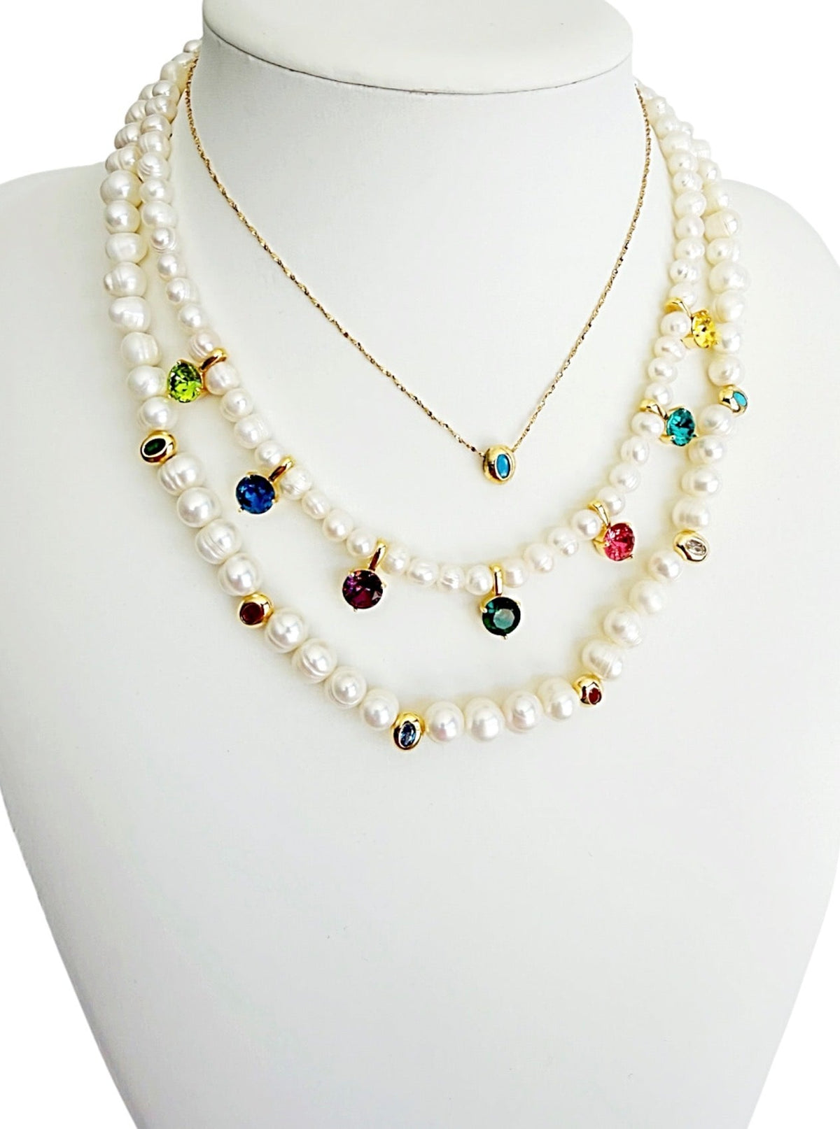 Caroline pearl necklace
