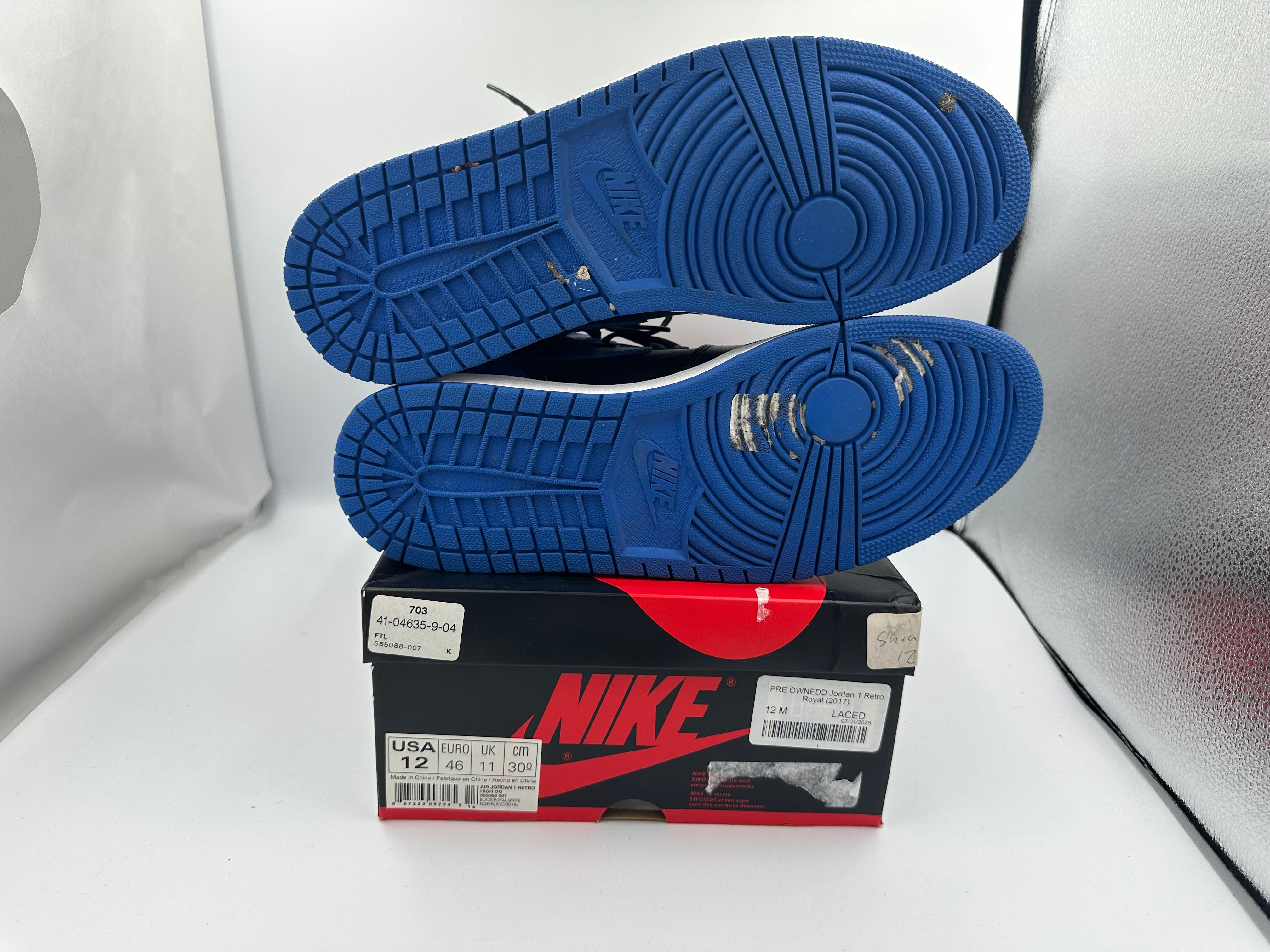 PRE OWNEDD Jordan 1 Retro Royal (2017)