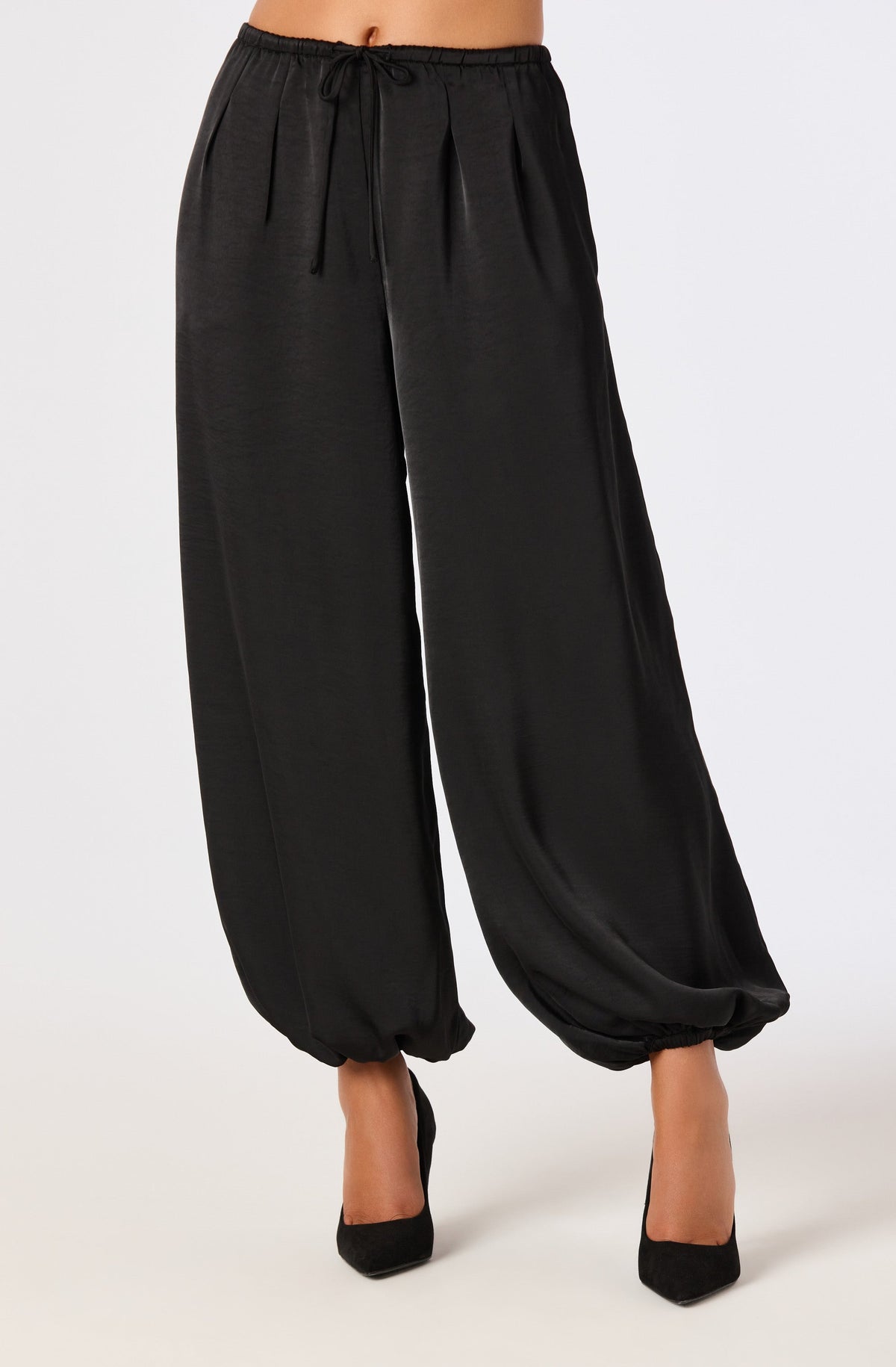 ASTR the Label Airen satin balloon pants in black