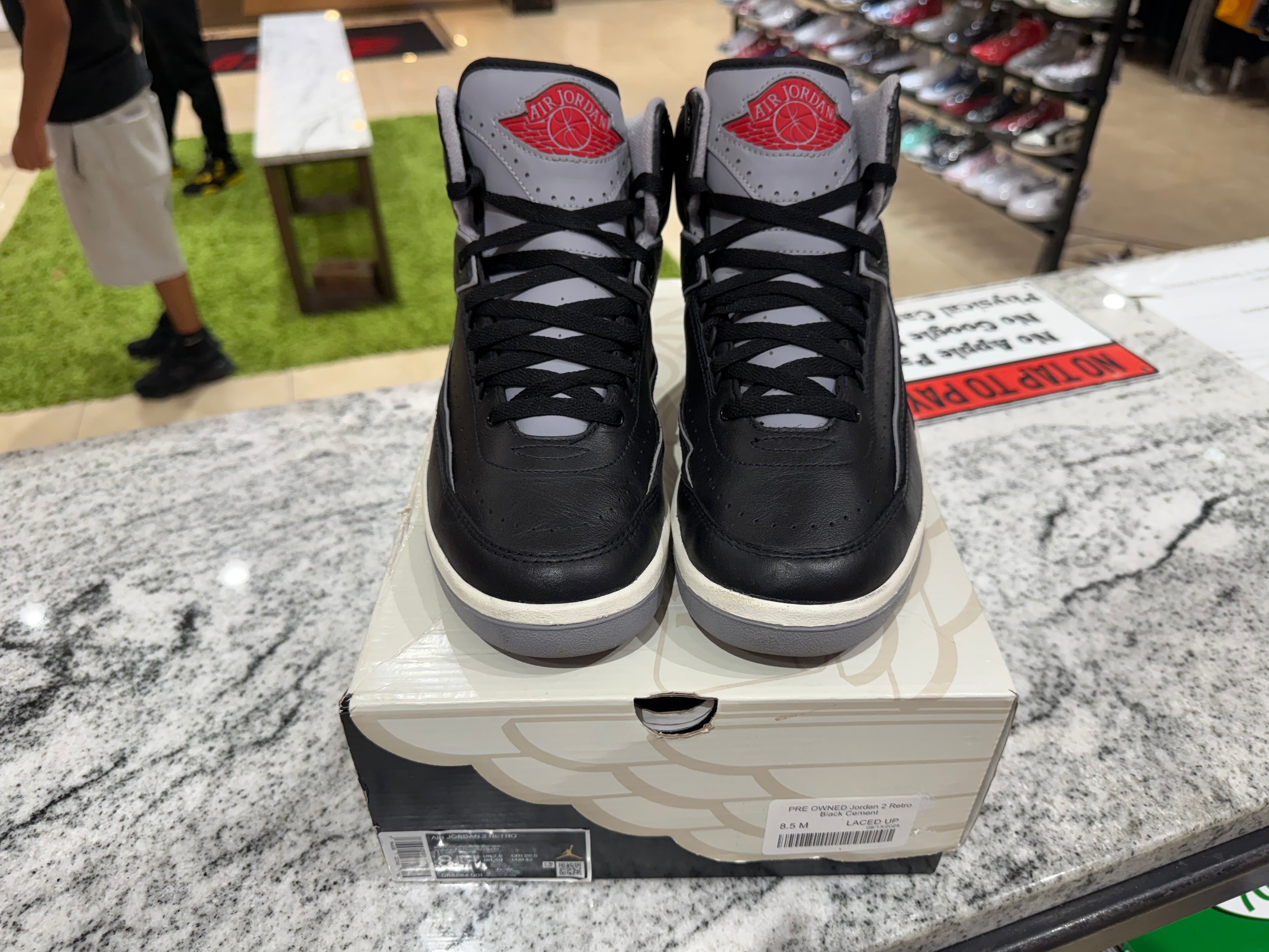 PRE OWNED Jordan 2 Retro Black Cement