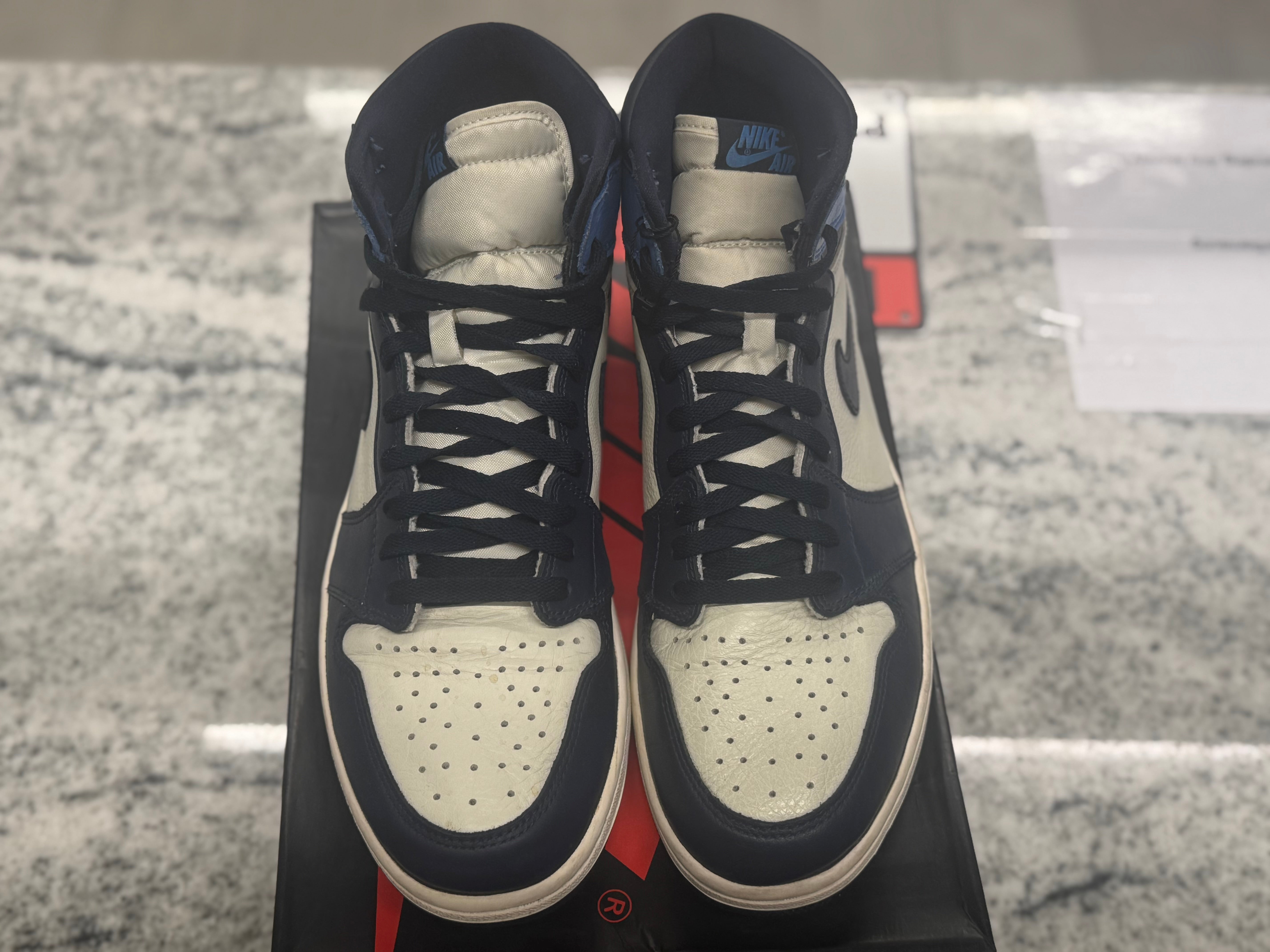 PRE OWNED Air Jordan Retro 1 "Obsidian"