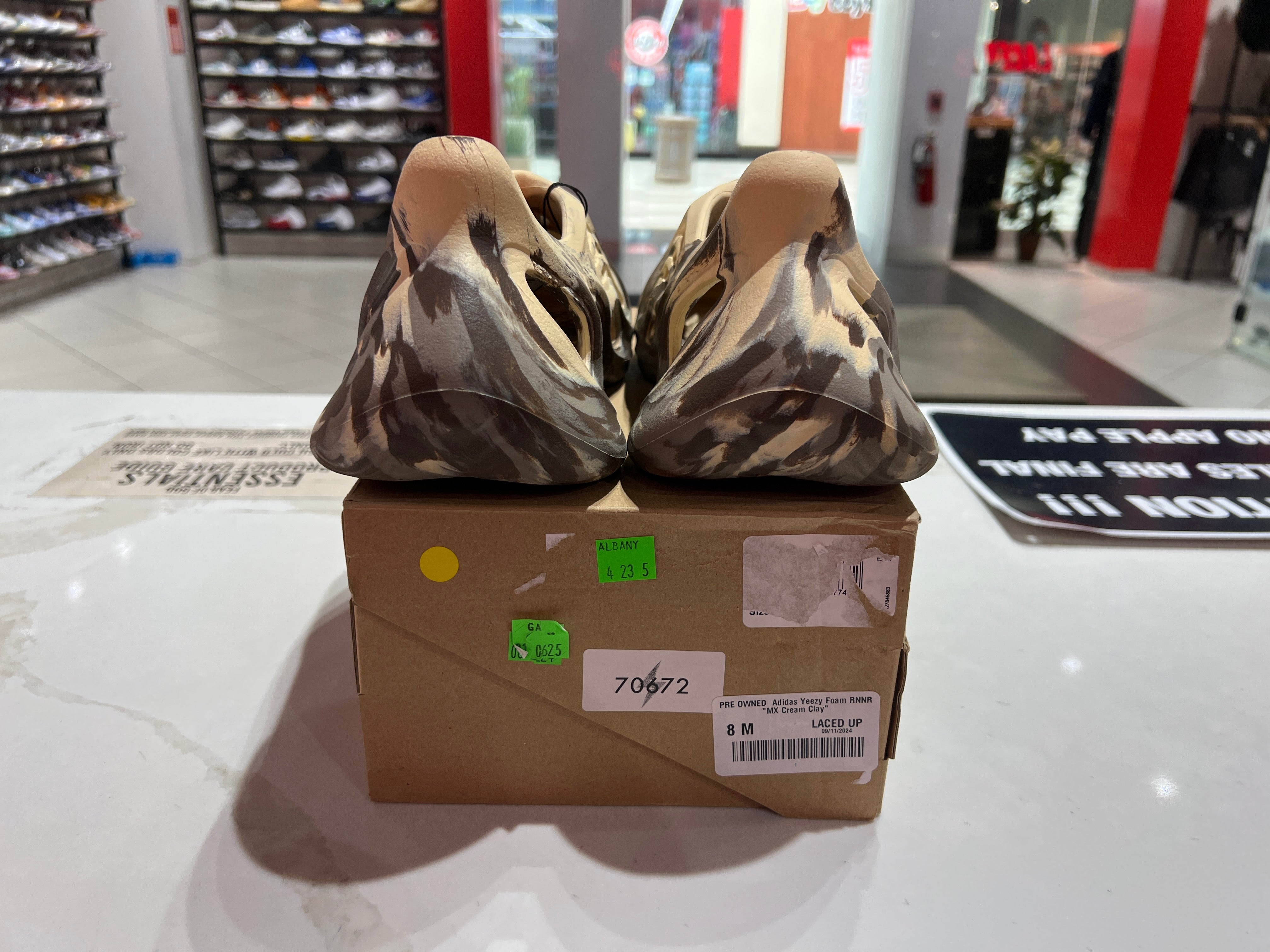 PRE OWNED Adidas Yeezy Foam RNNR "MX Cream Clay"