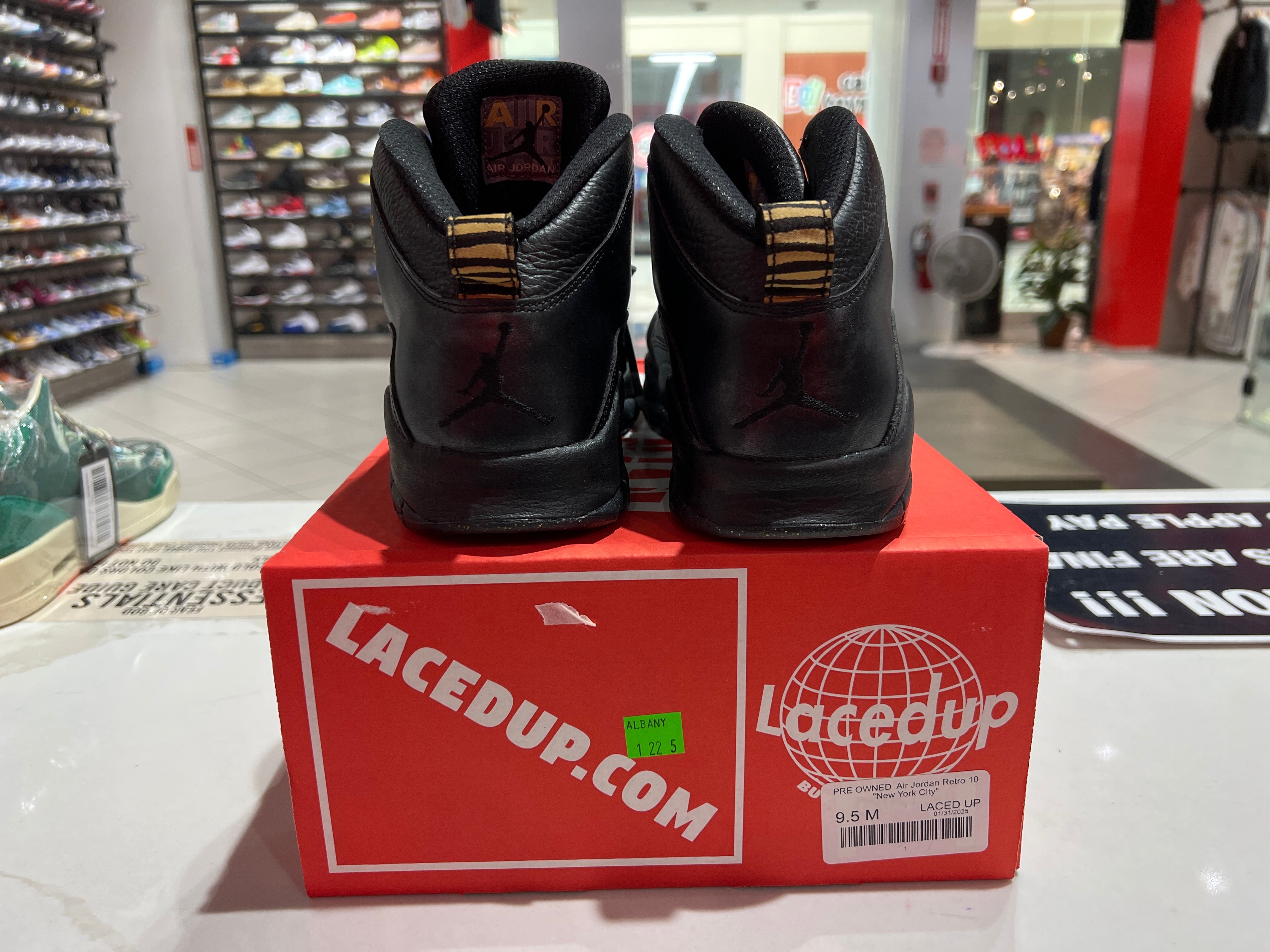 PRE OWNED Air Jordan Retro 10 "New York CIty"