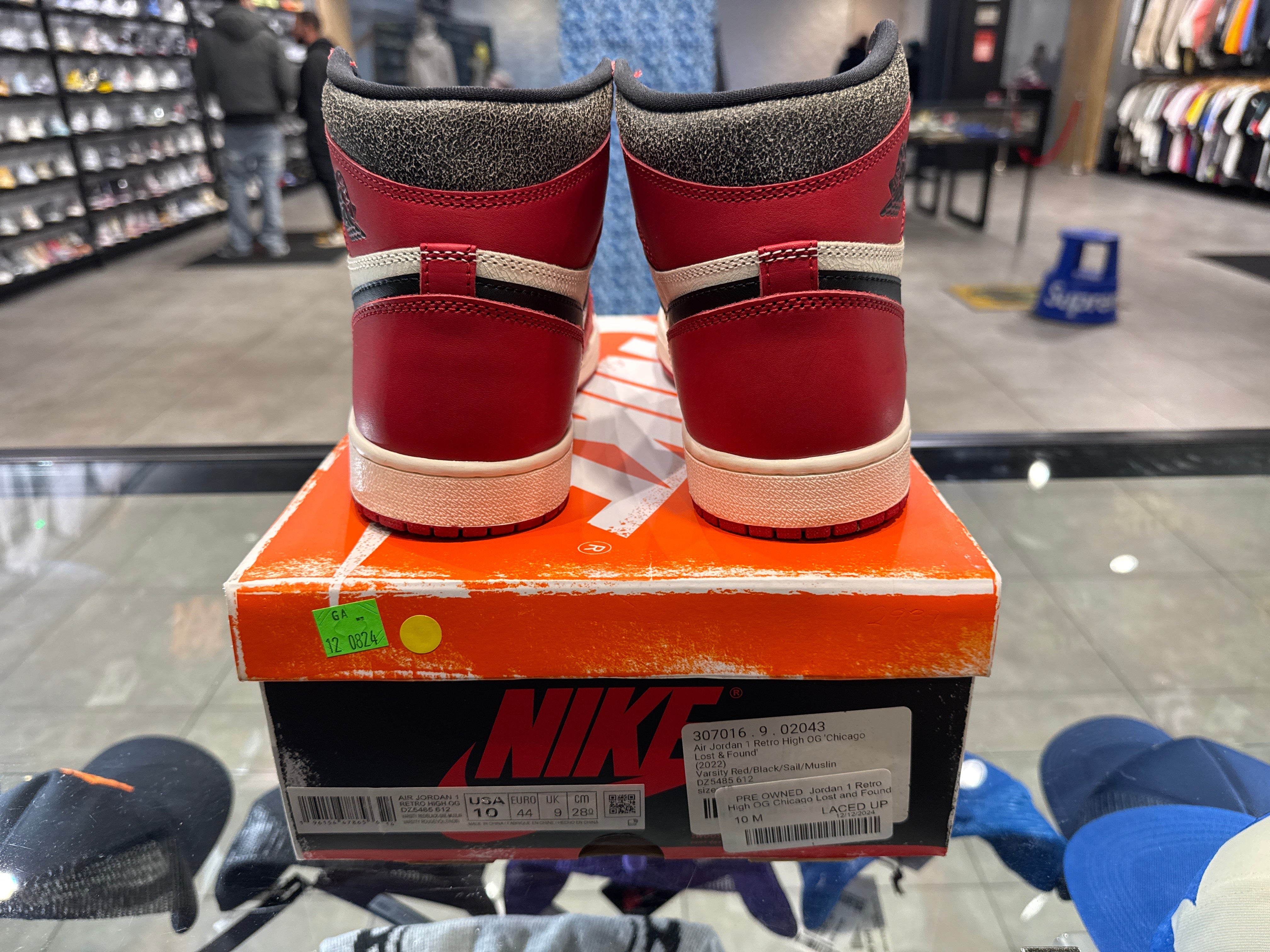 PRE OWNED Jordan 1 Retro High OG Chicago Lost and Found
