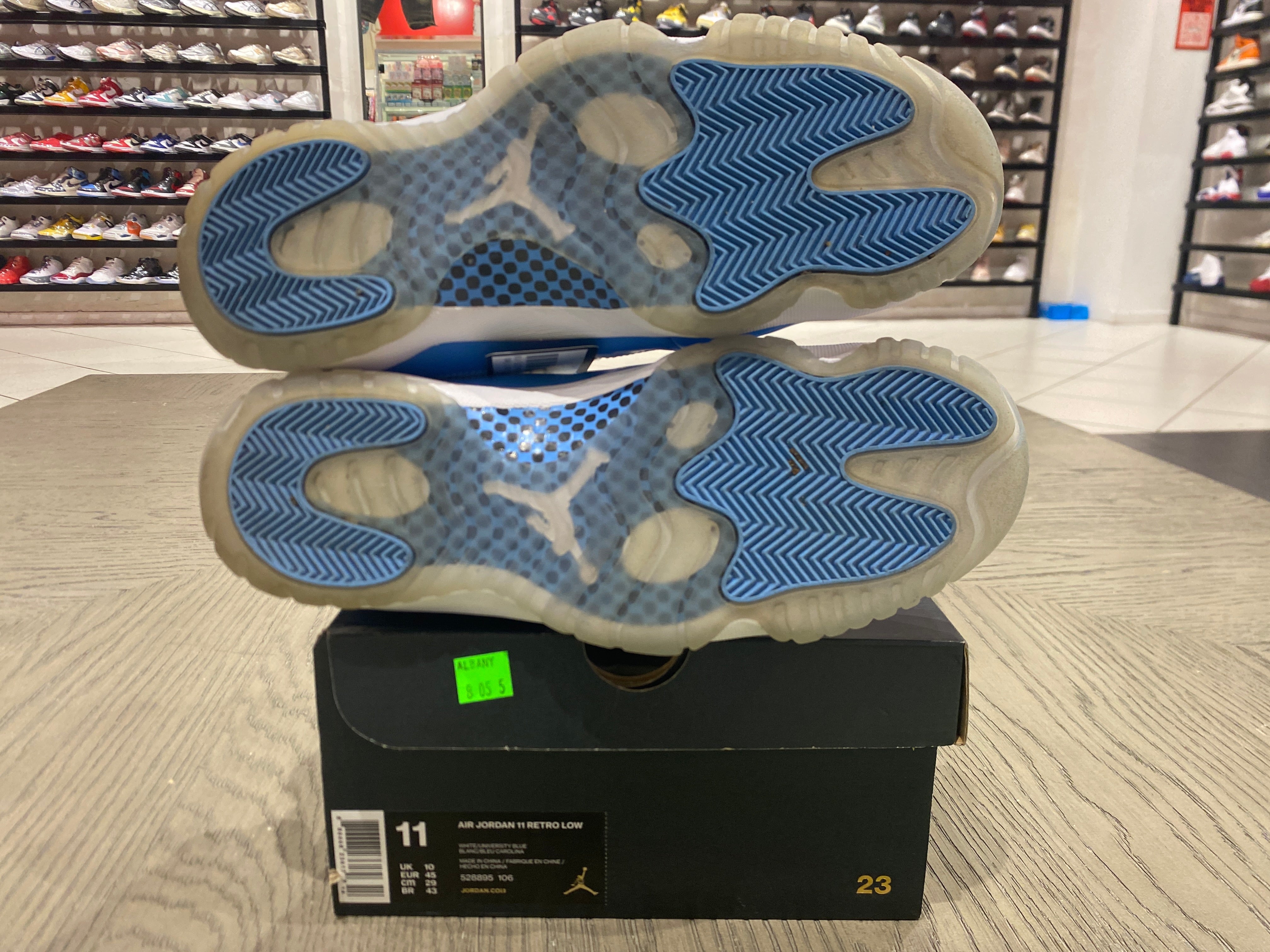 PRE OWNED Jordan 11 Retro Low University Blue (2017)