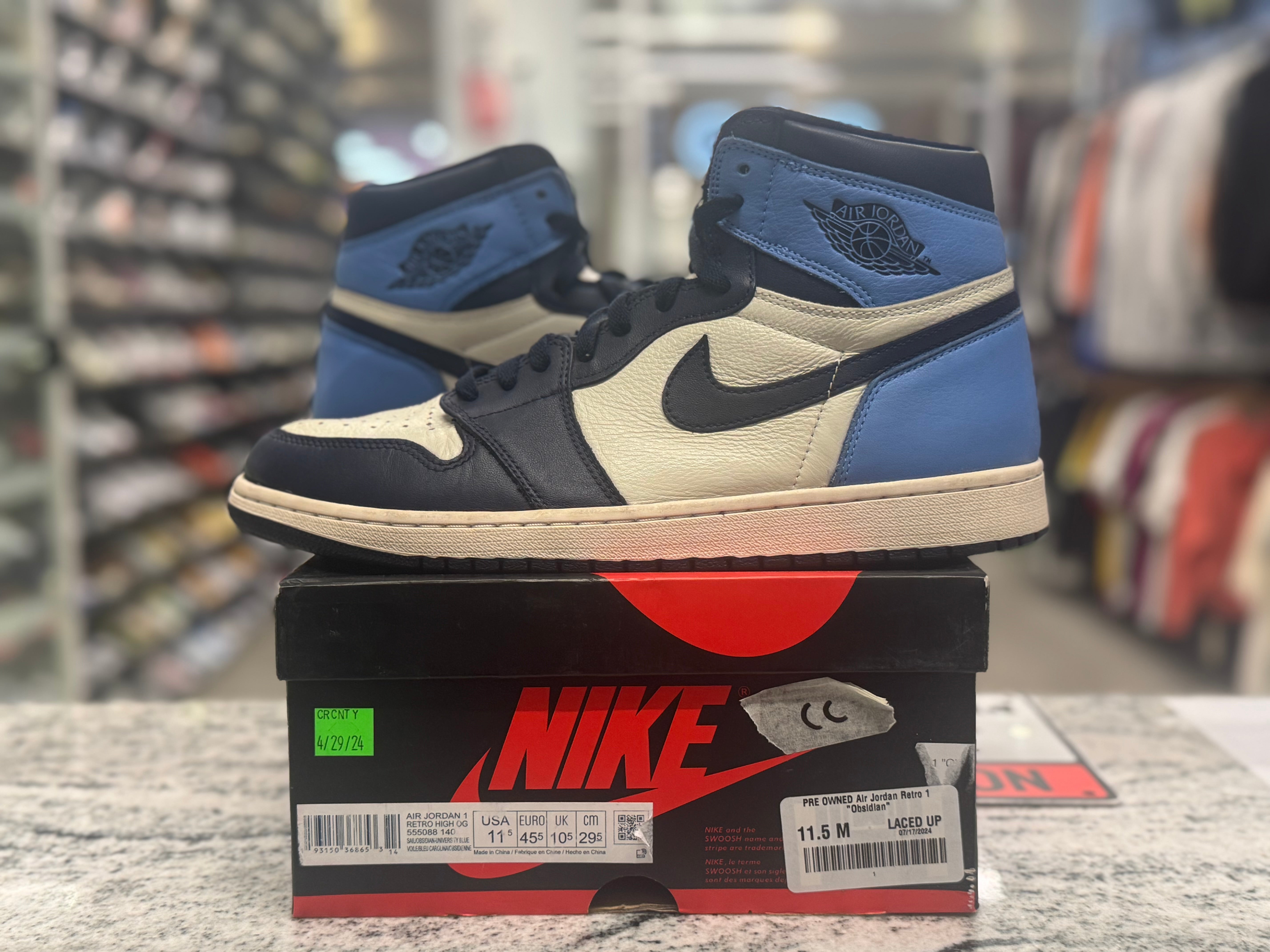PRE OWNED Air Jordan Retro 1 "Obsidian"