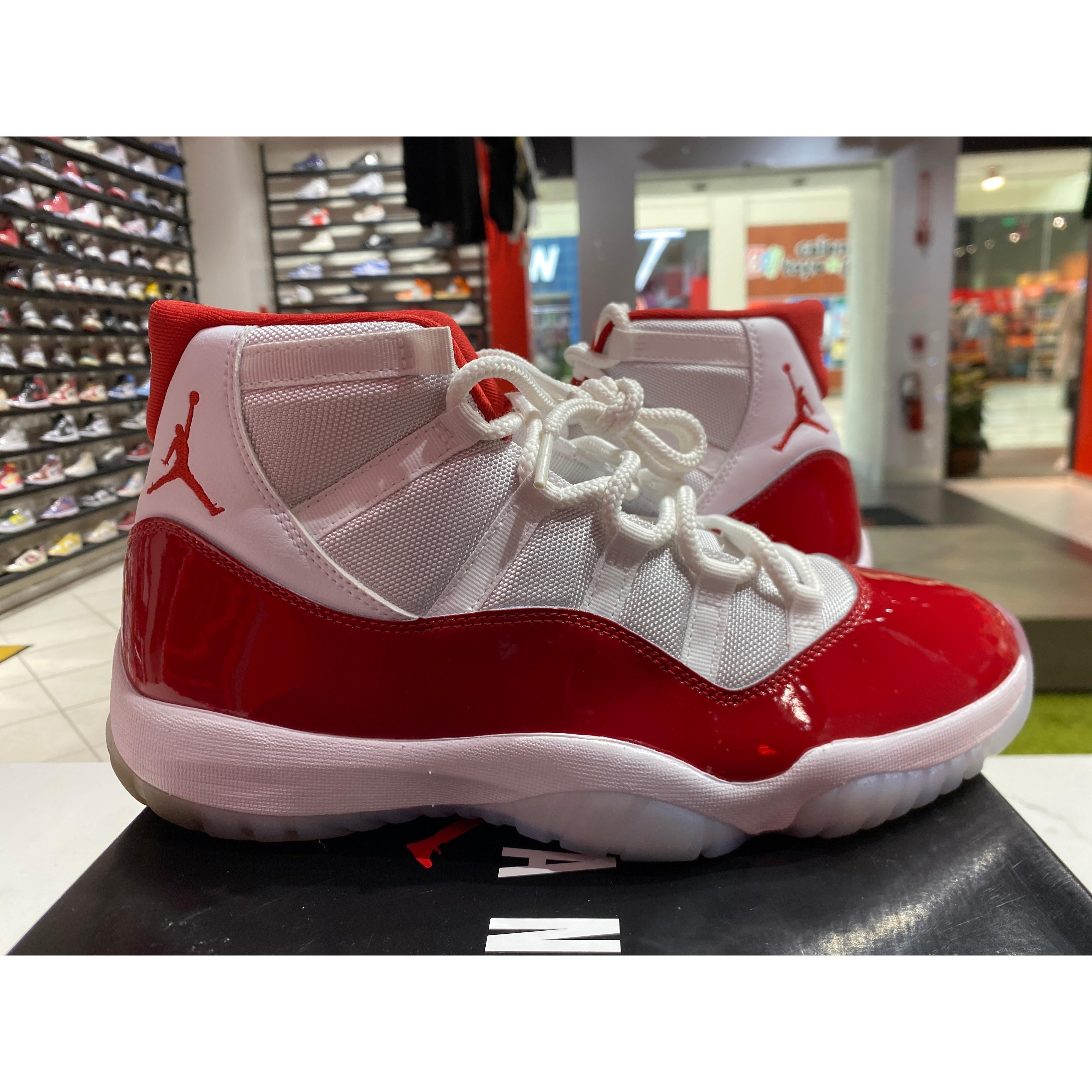 PRE OWNED Jordan 11 Retro Cherry (2022)
