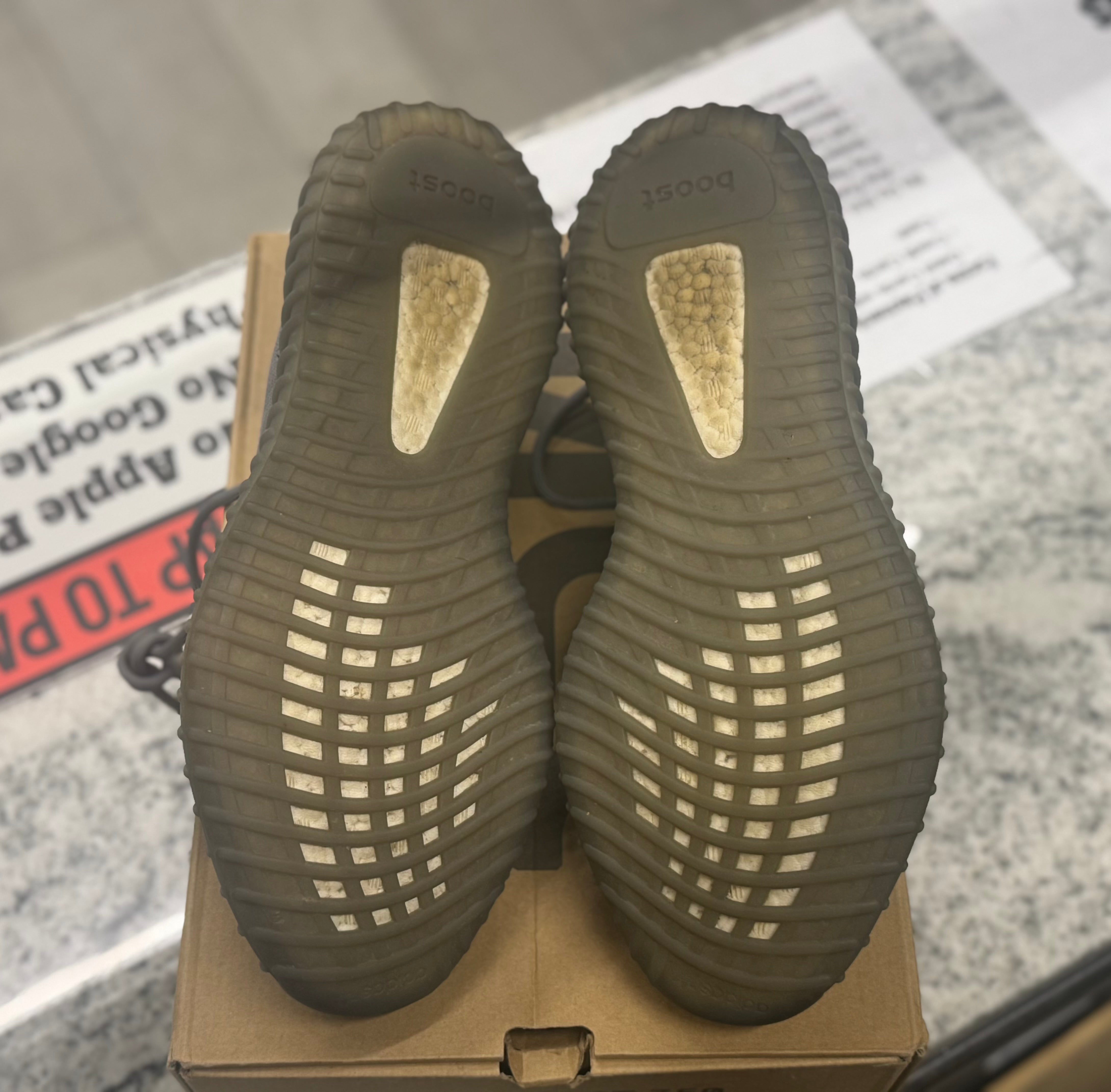 PRE OWNED Adidas Yeezy 350 "Beluga 2.0" V2