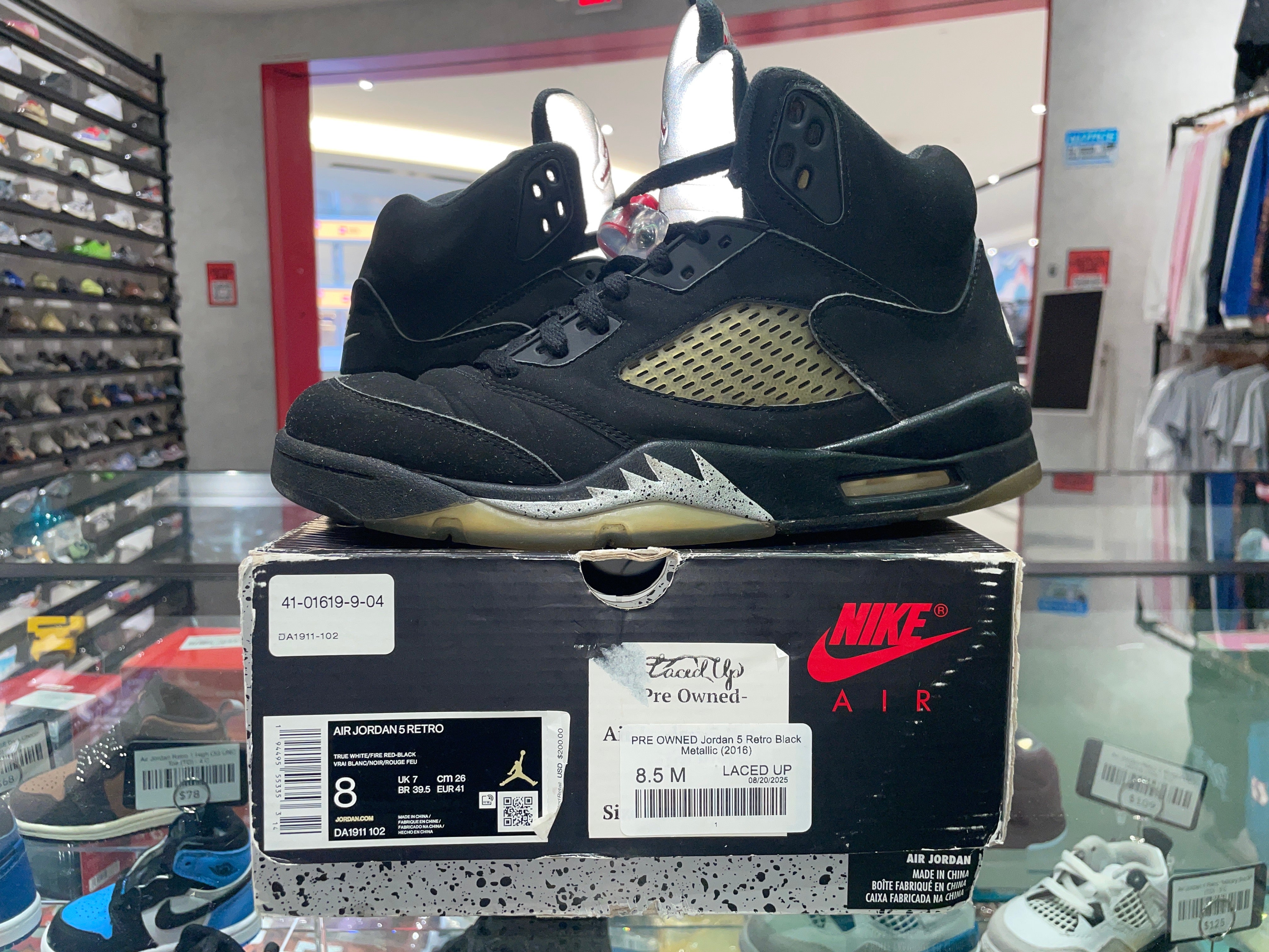 PRE OWNED Jordan 5 Retro Black Metallic (2016)
