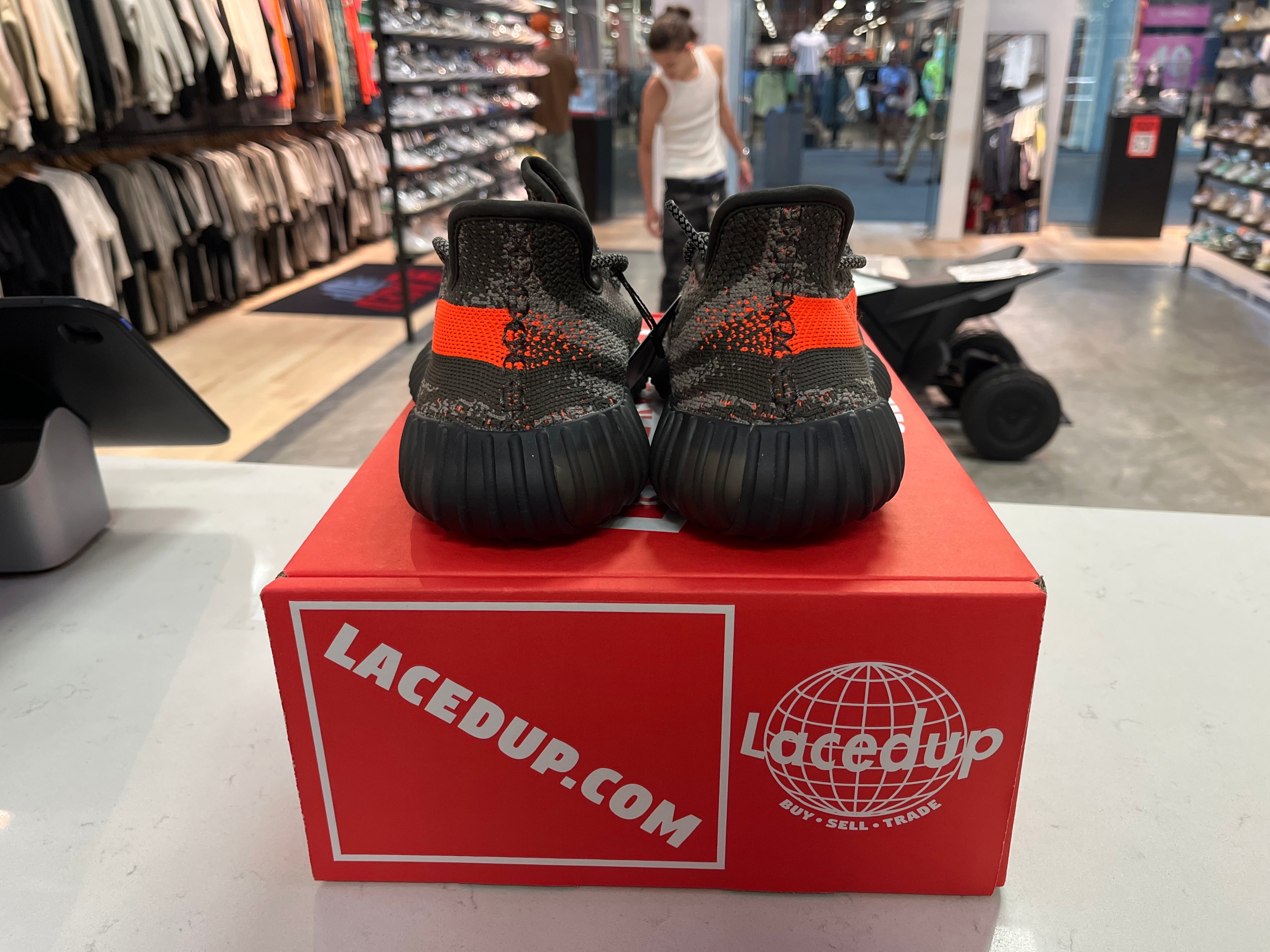 PRE OWNED adidas Yeezy Boost 350 V2 Carbon Beluga
