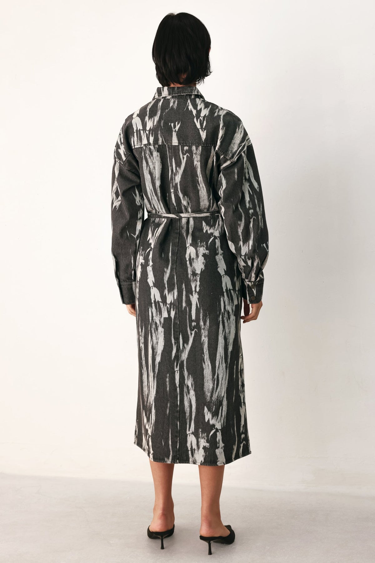 WEEKEND WANDERER GREY DENIM SHIRT DRESS