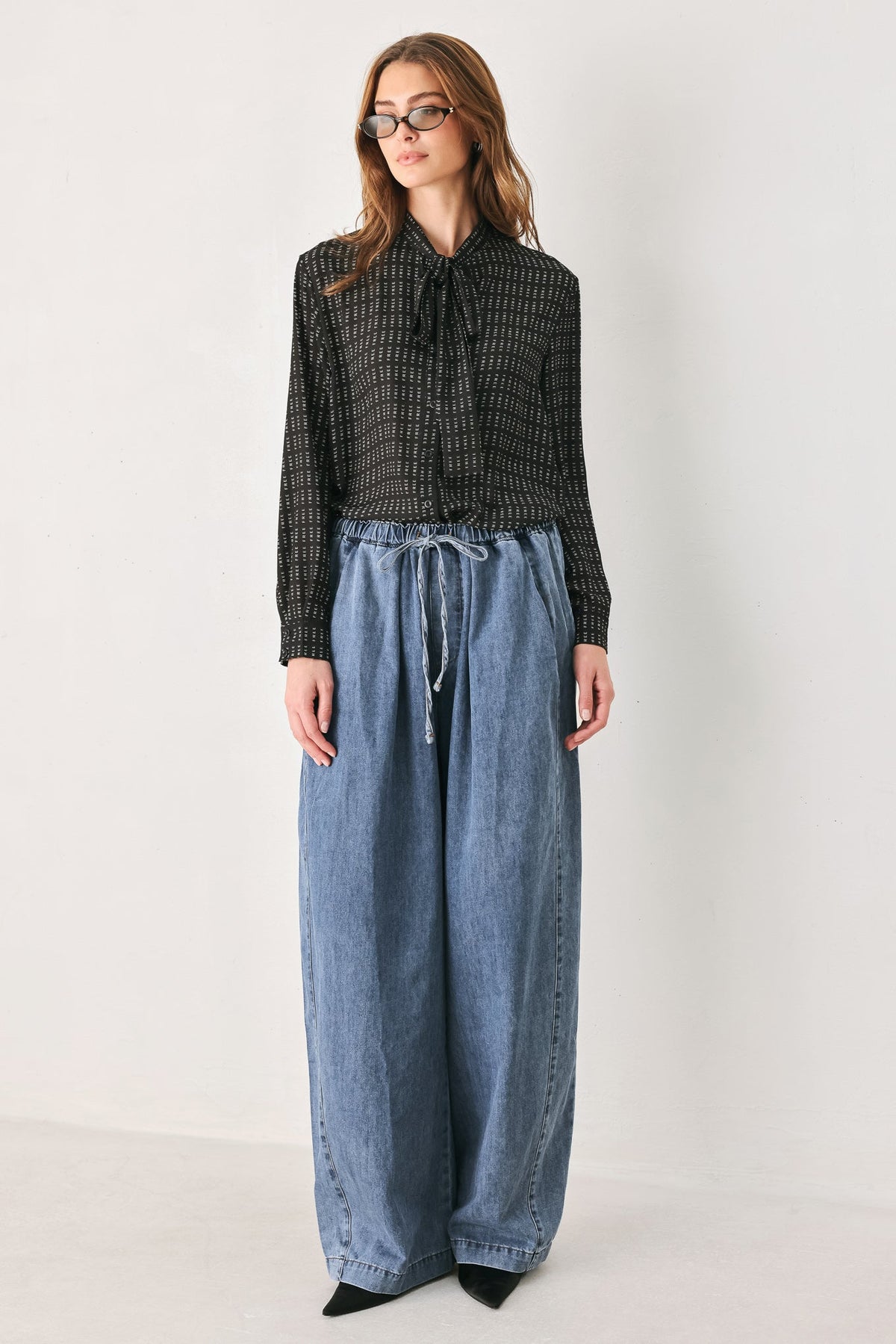 RELAXED RETREAT DENIM PANTS