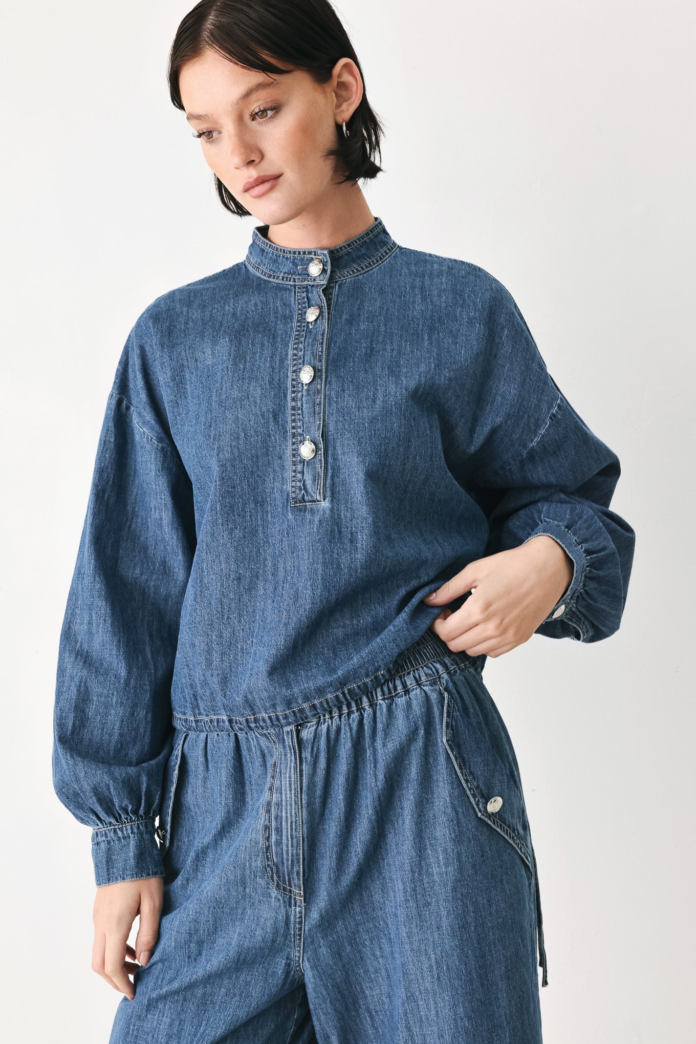 INDIGO COMFORT LINE DENIM TOP