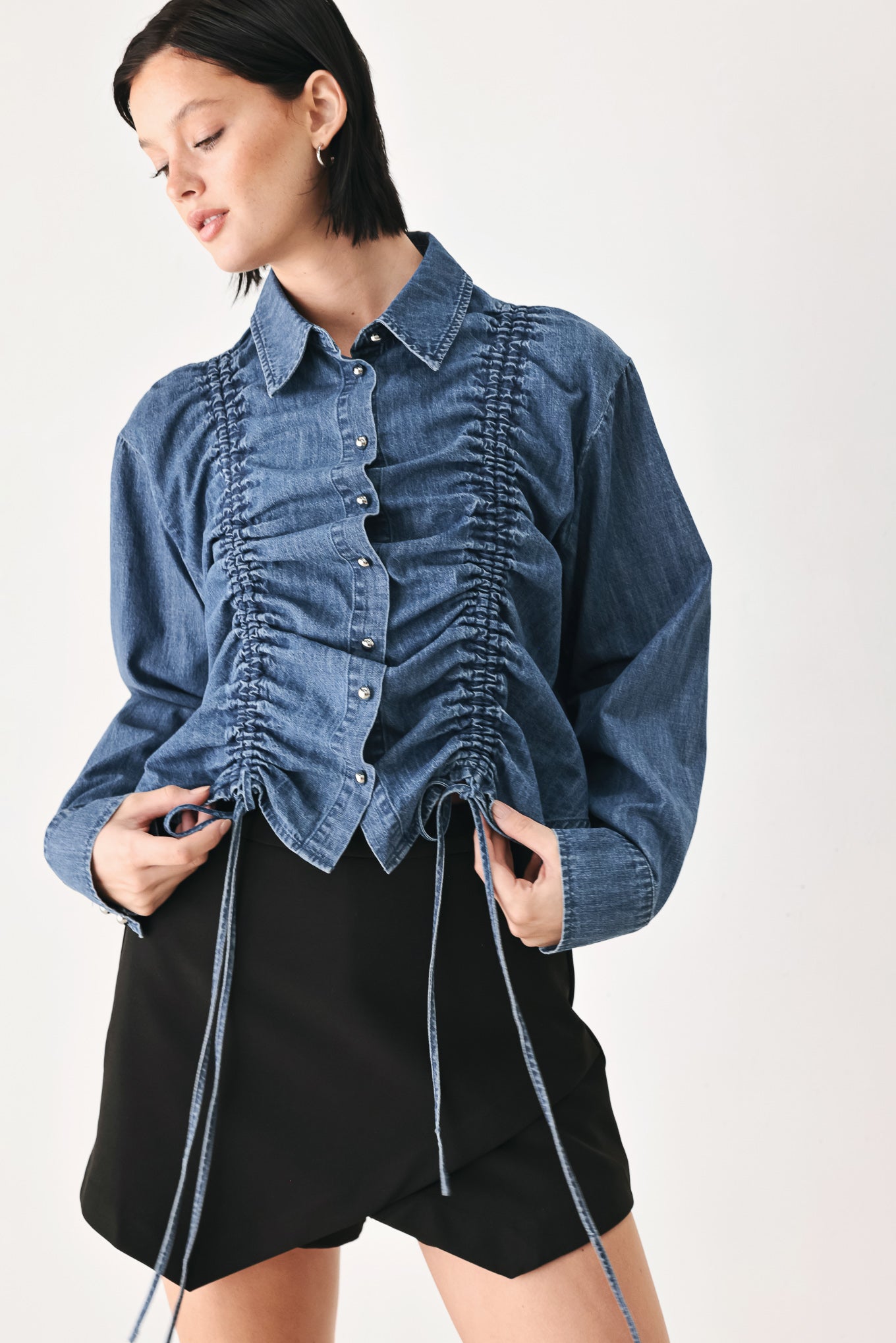 CASUAL ENCOUNTER INDIGO RUCHED DENIM BUTTON-DOWN TOP
