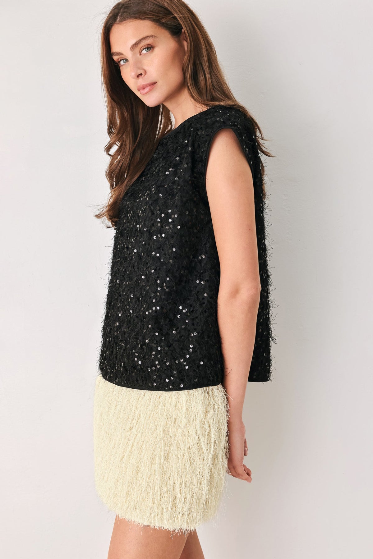 IVORY FRINGE OFF WHITE SEQUIN SLEEVELESS TOP