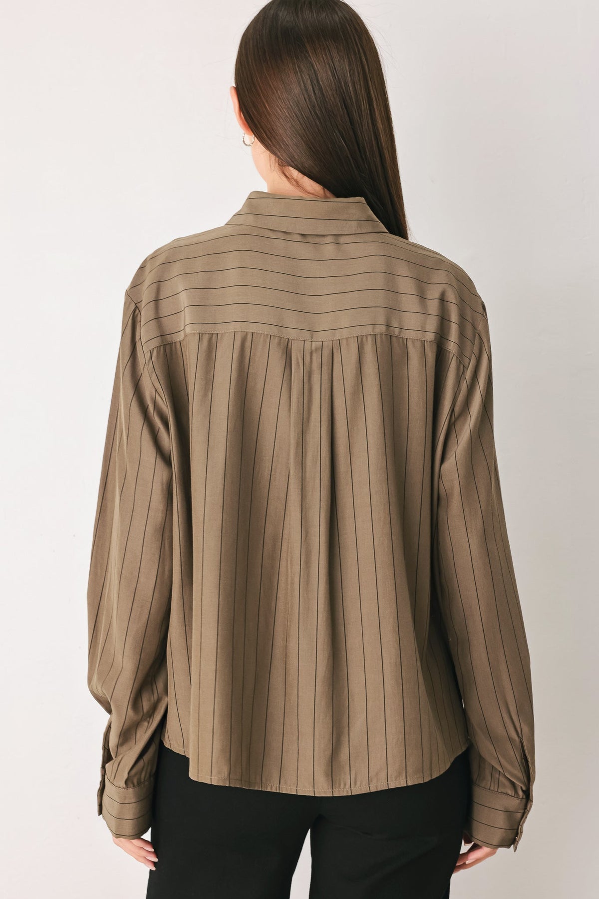 STRIPED DRAMA BROWN& BLACK BUTTON-DOWN TOP