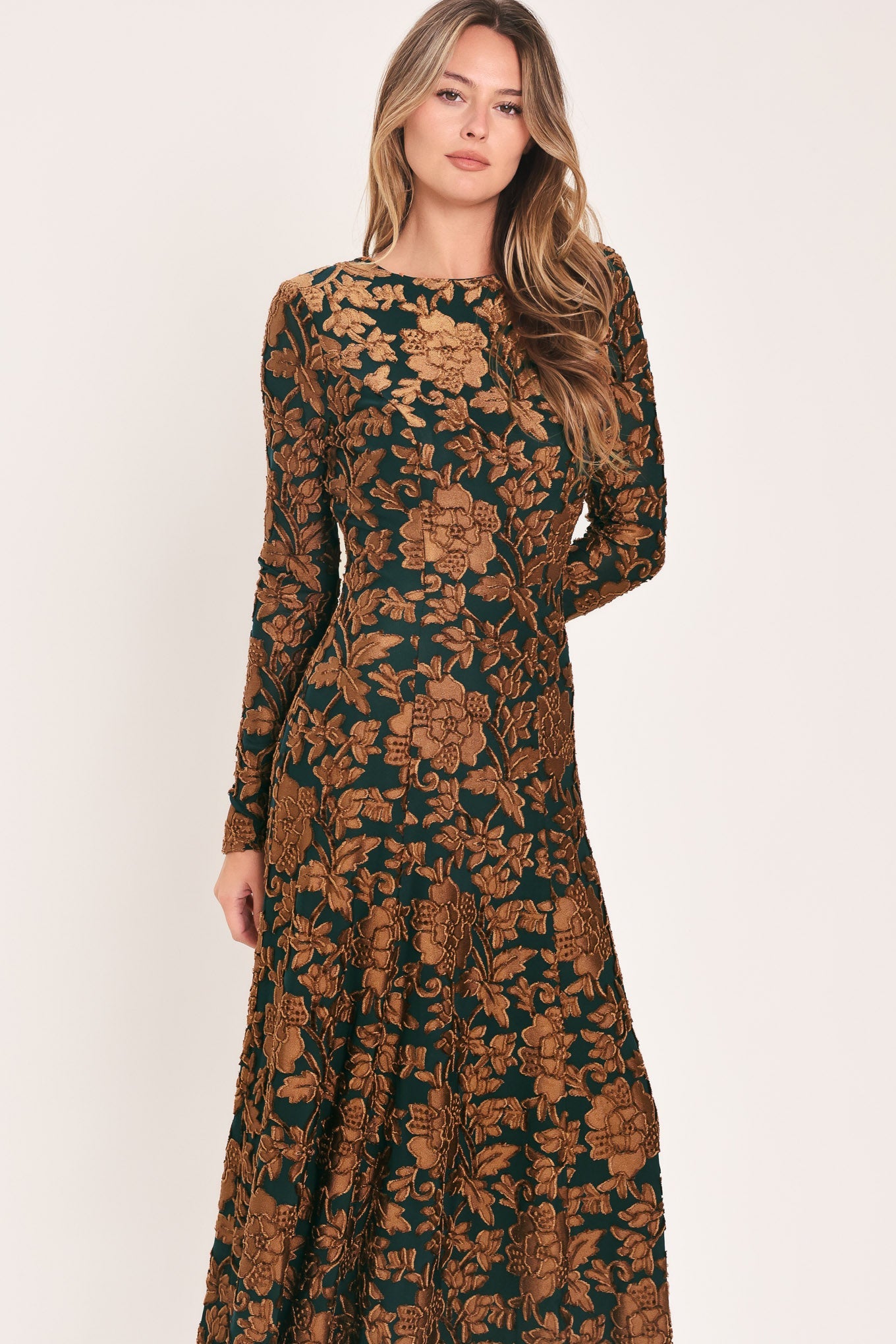 EMERALD ENCHANTMENT KELLY GREEN BURNOUT VELVET MAXI DRESS