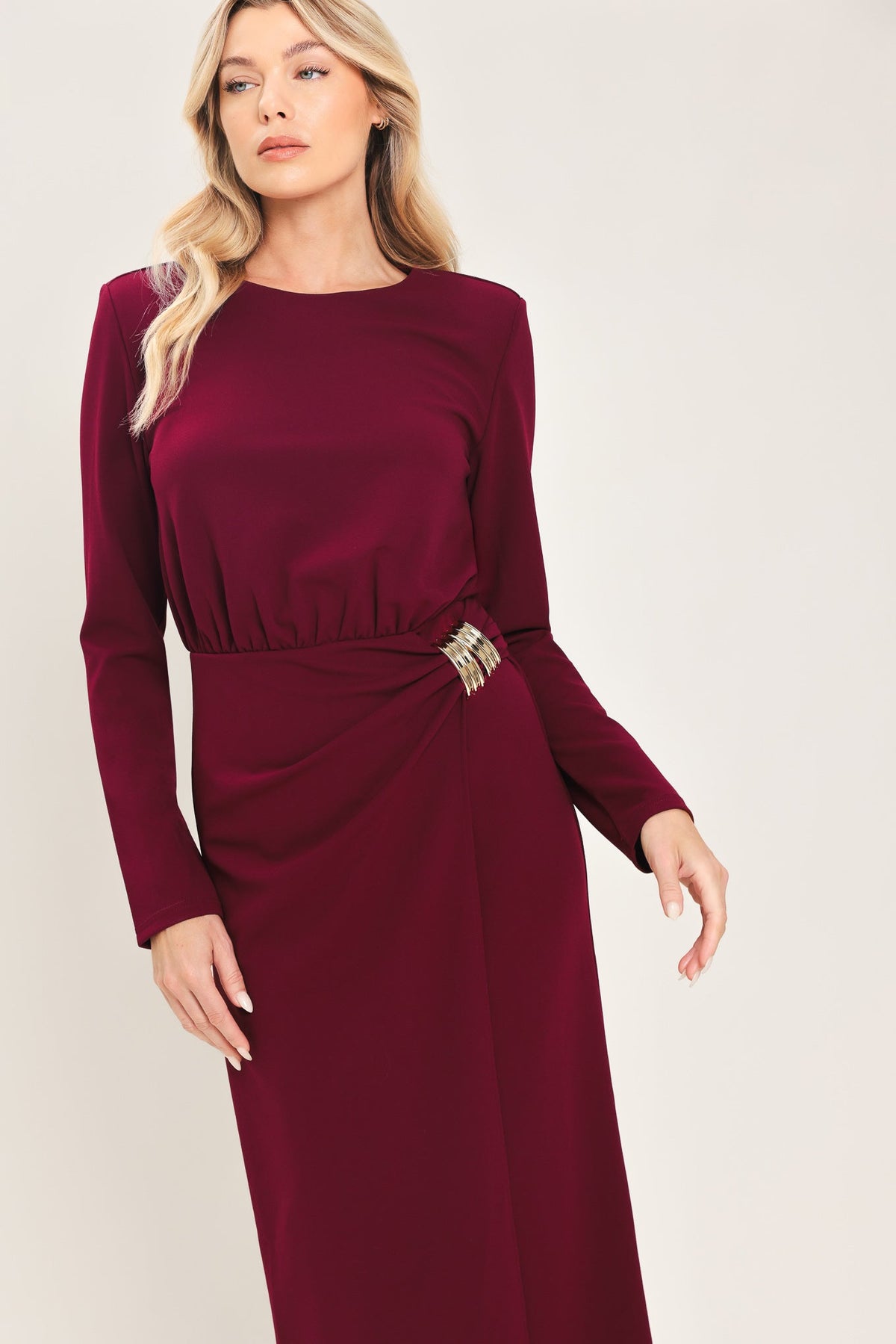 BORDEAUX SCULPT BURGUNDY GATHERED HARDWARE MIDI DRESS